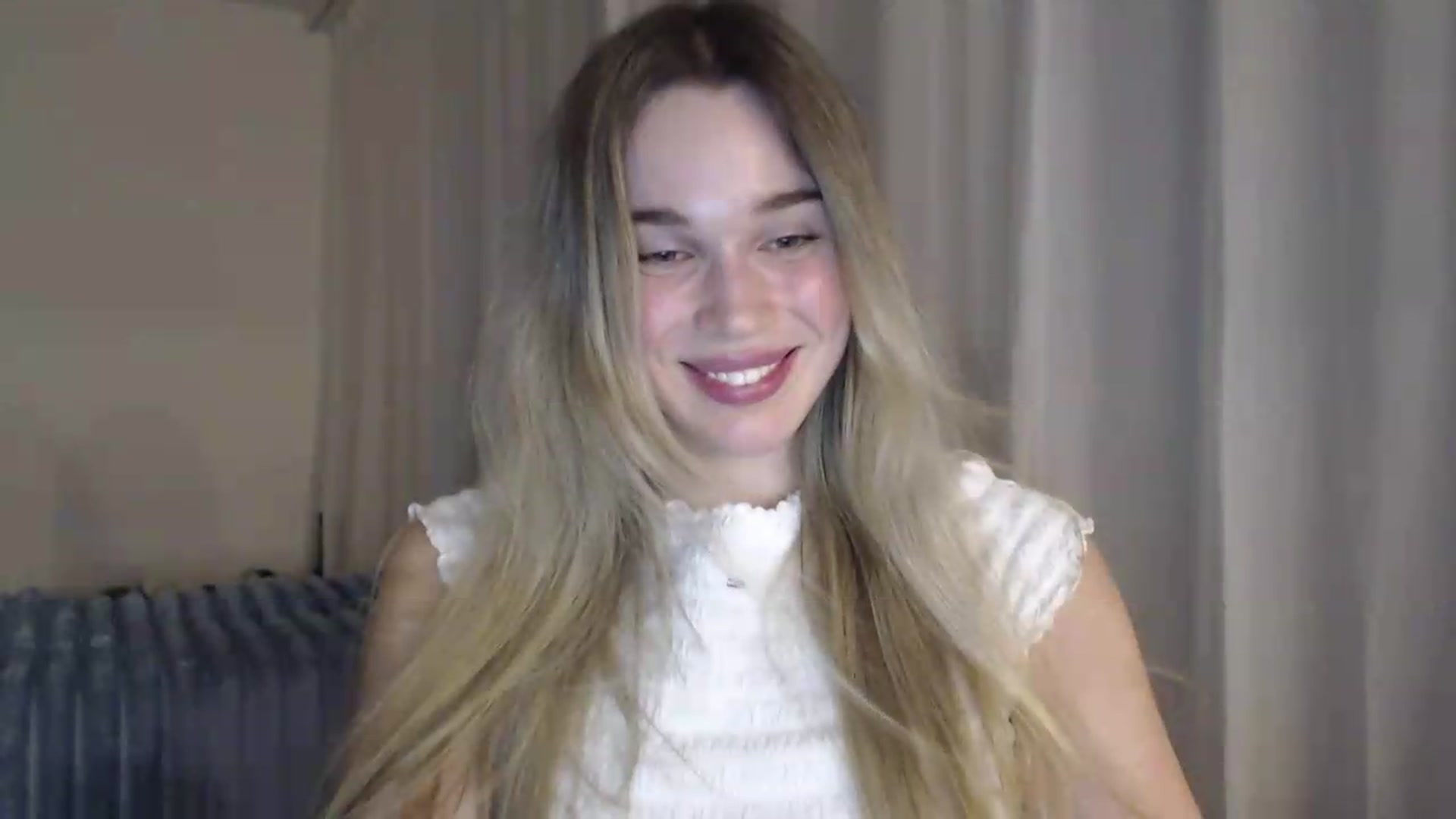 Gallery image thumbnail from Ooh_Cassie's myfreecams stream on, 06/24/2026, 19:27 image 11 of 20