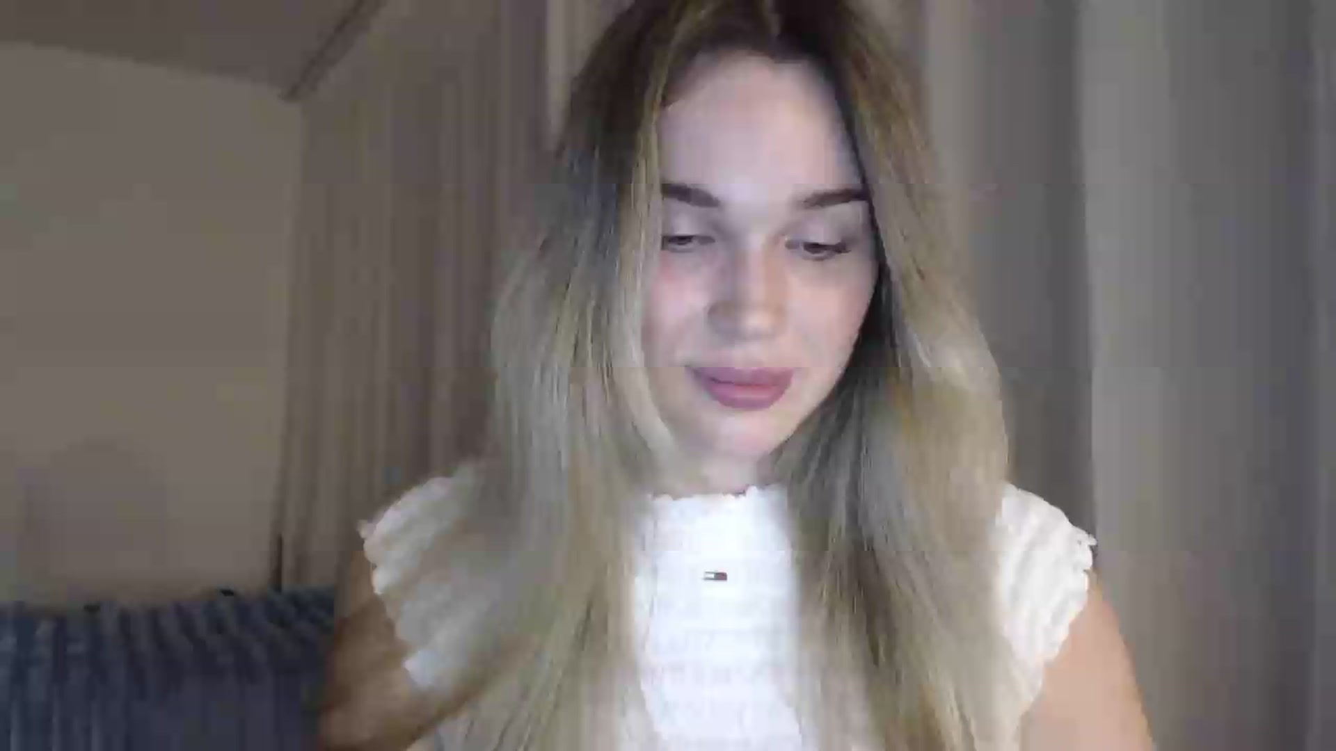 Gallery image thumbnail from Ooh_Cassie's myfreecams stream on, 06/24/2026, 19:52 image 2 of 20