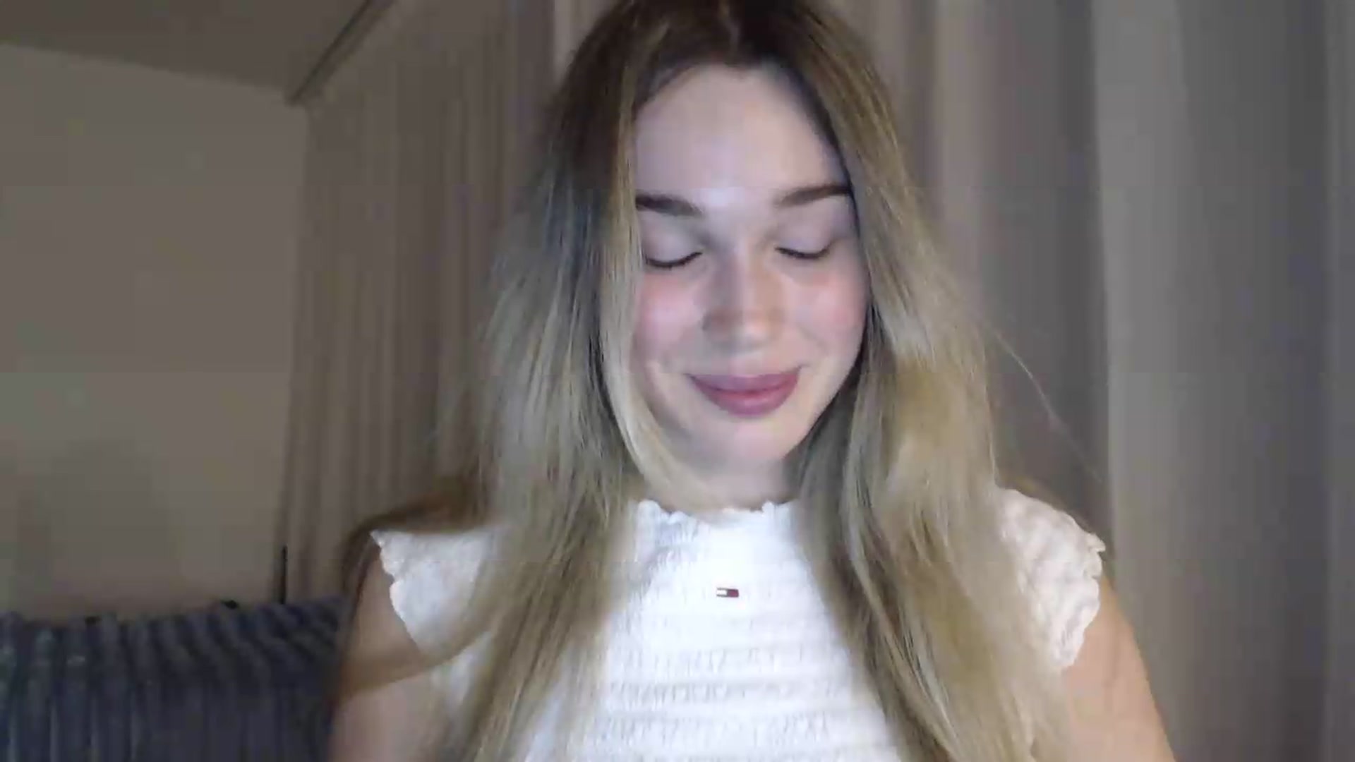 Gallery image thumbnail from Ooh_Cassie's myfreecams stream on, 06/24/2026, 19:52 image 12 of 20