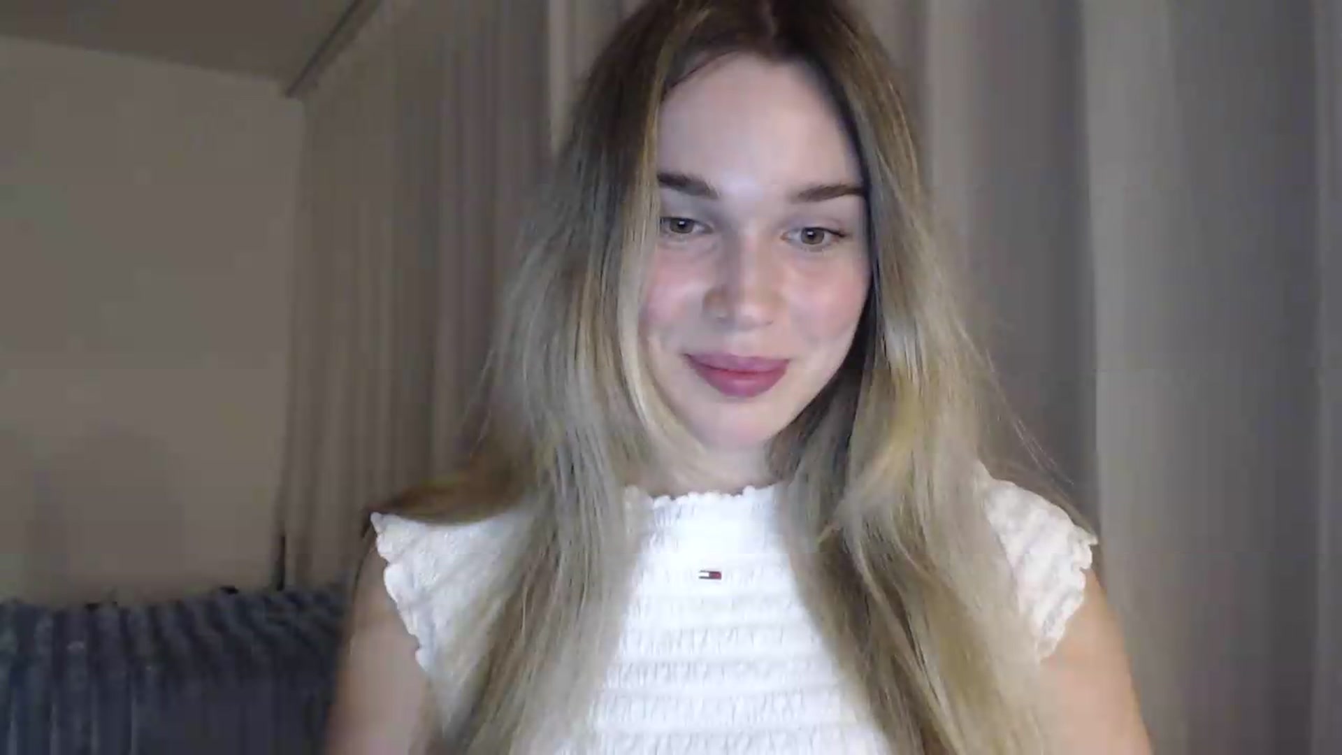 Gallery image thumbnail from Ooh_Cassie's myfreecams stream on, 06/24/2026, 19:52 image 13 of 20