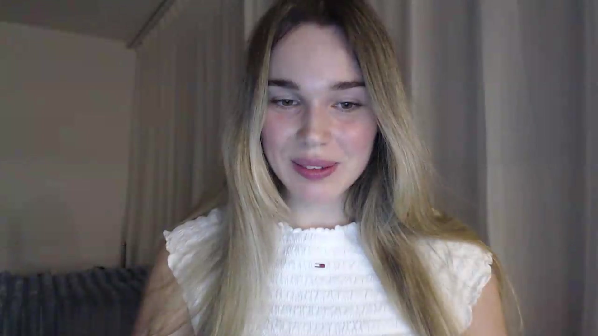 Gallery image thumbnail from Ooh_Cassie's myfreecams stream on, 06/24/2026, 19:52 image 11 of 20