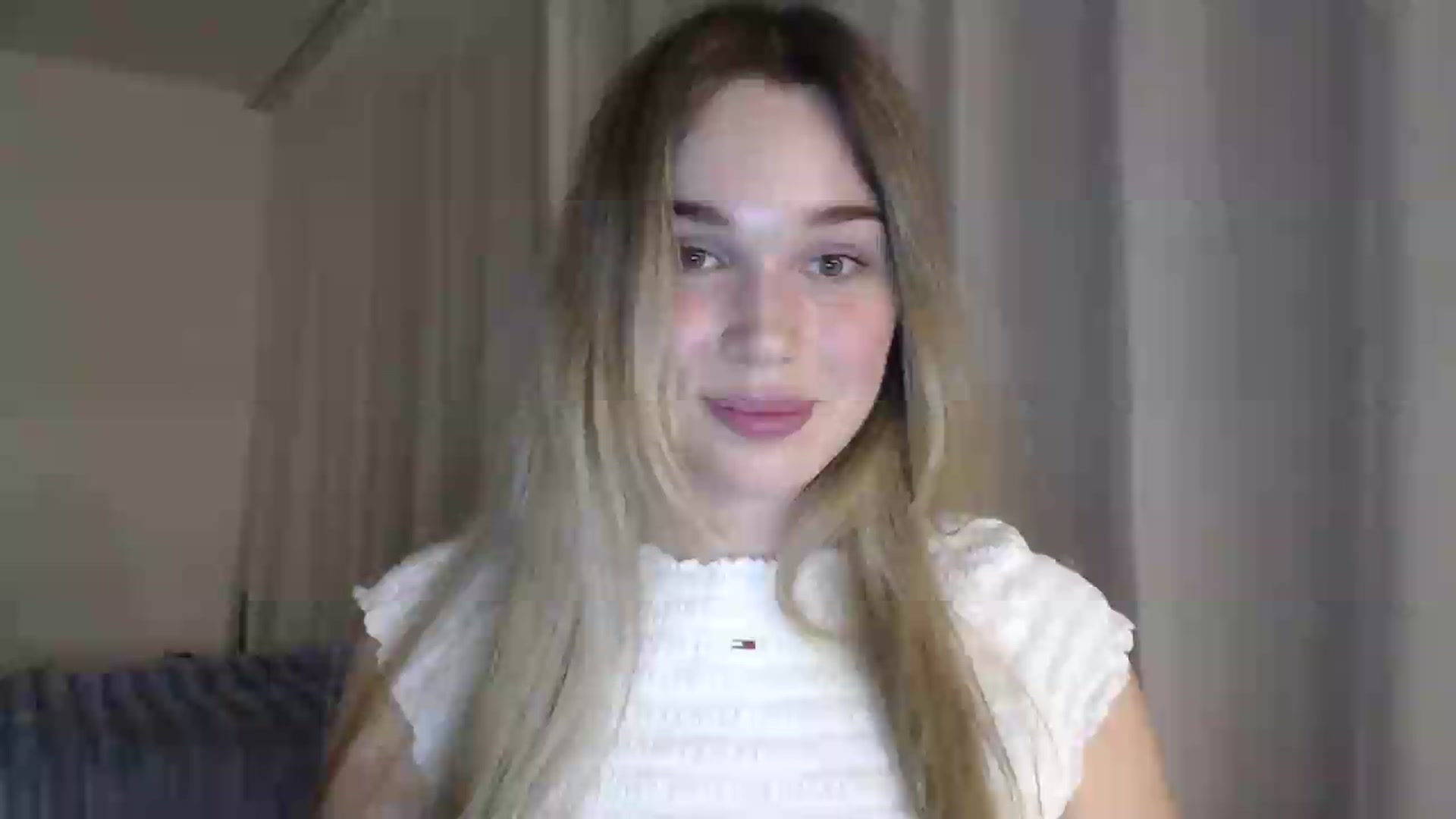 Gallery image thumbnail from Ooh_Cassie's myfreecams stream on, 06/24/2026, 20:21 image 7 of 20