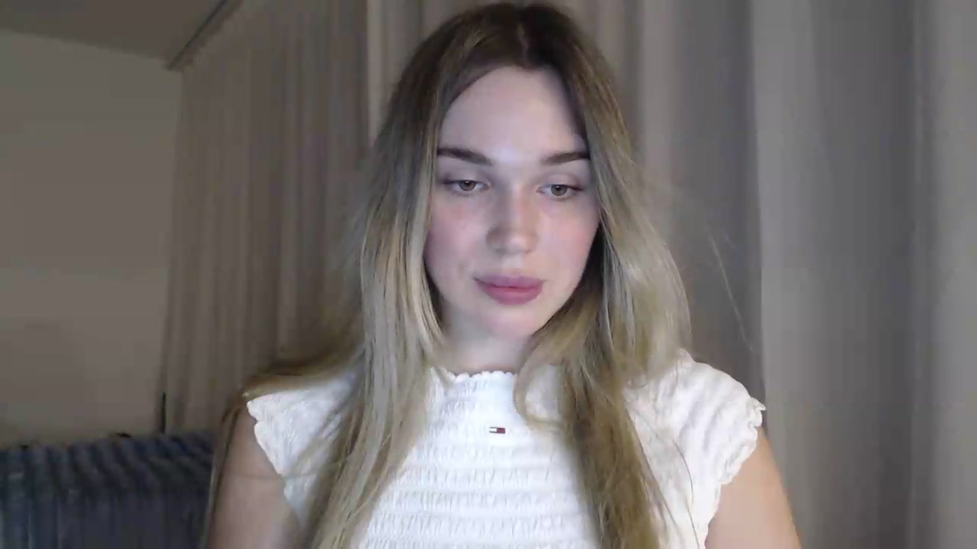 Gallery image thumbnail from Ooh_Cassie's myfreecams stream on, 06/24/2026, 20:21 image 10 of 20