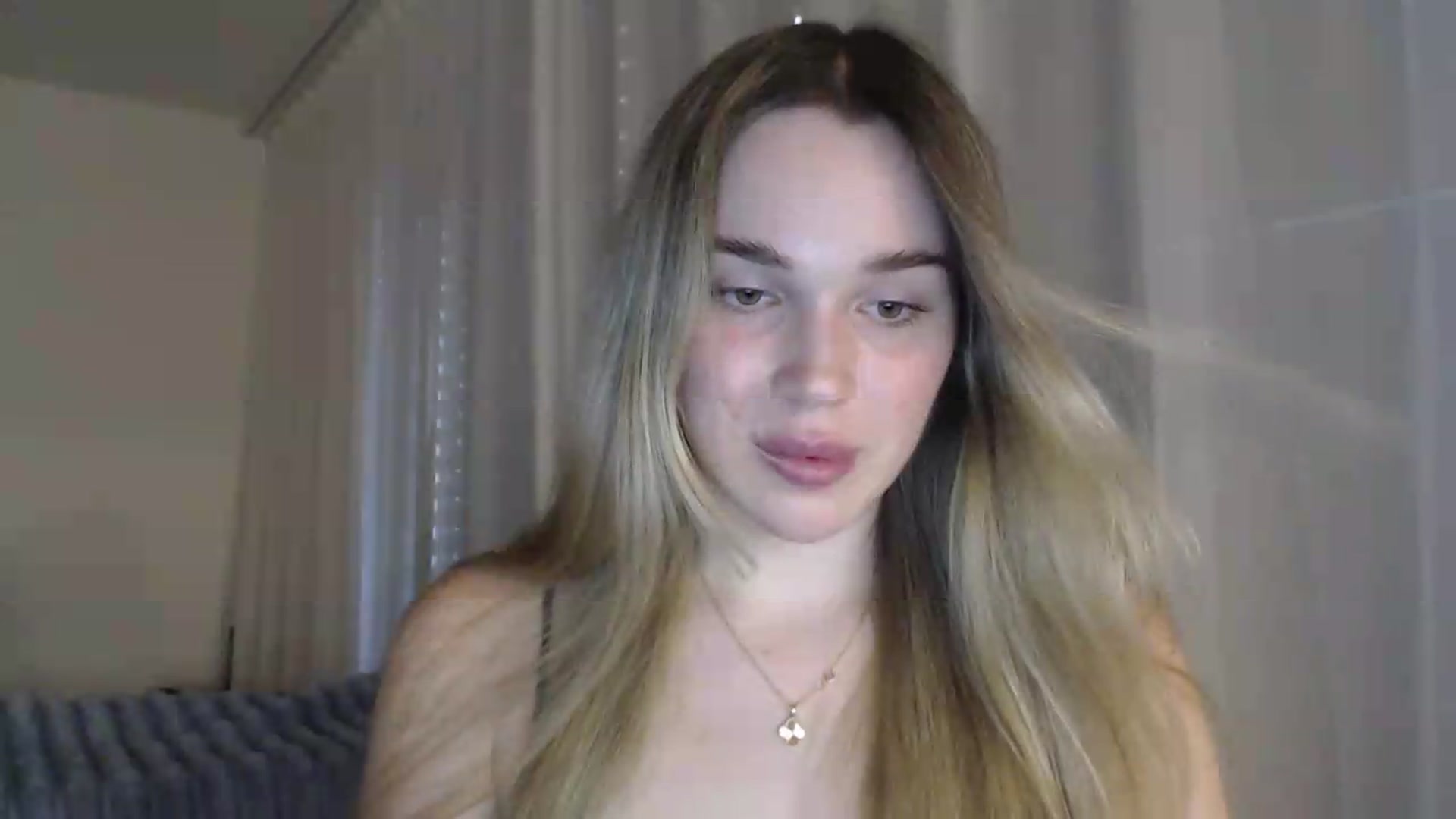 Gallery image thumbnail from Ooh_Cassie's myfreecams stream on, 06/25/2026, 18:25 image 8 of 20