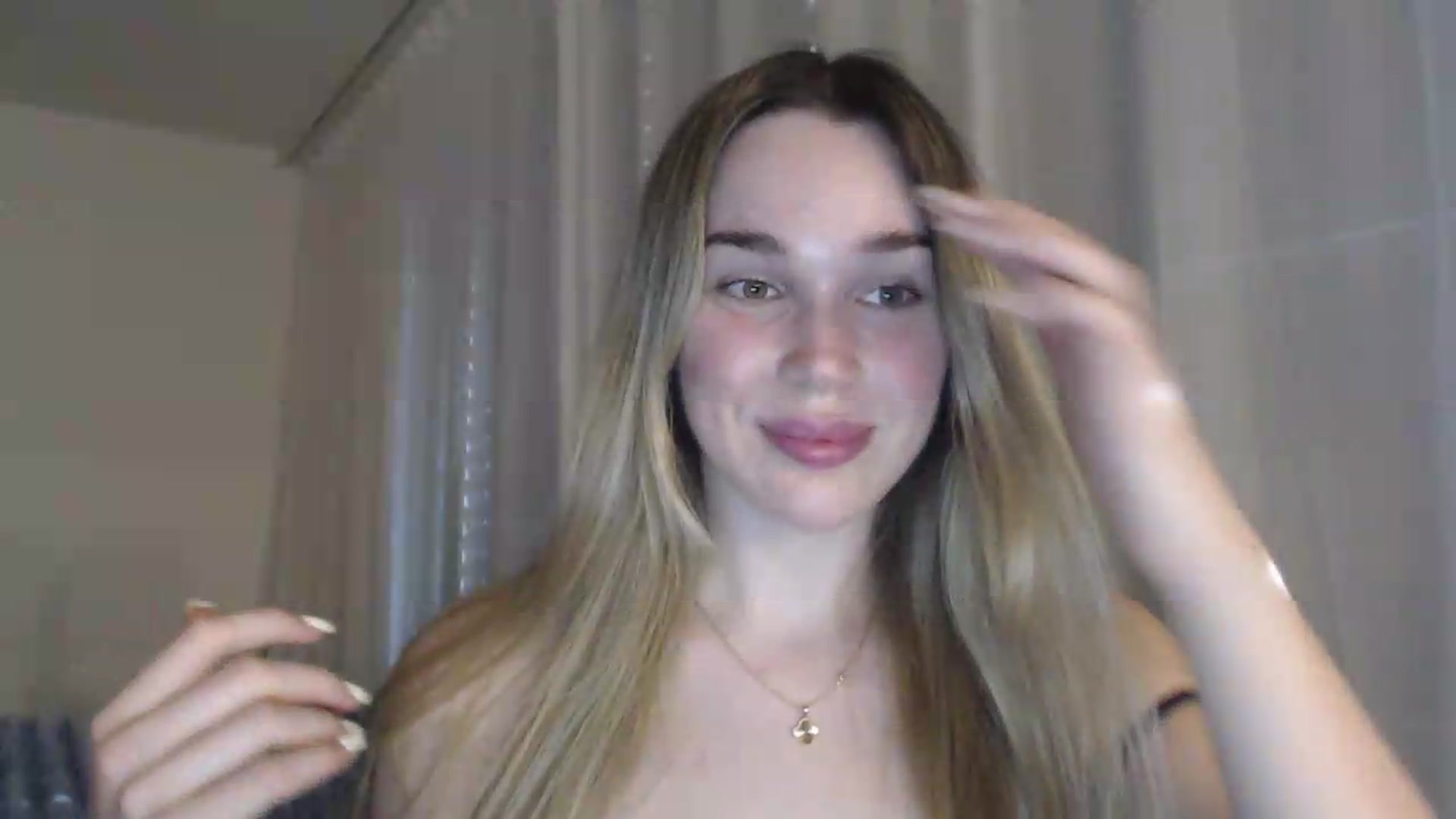Gallery image thumbnail from Ooh_Cassie's myfreecams stream on, 06/25/2026, 18:25 image 4 of 20