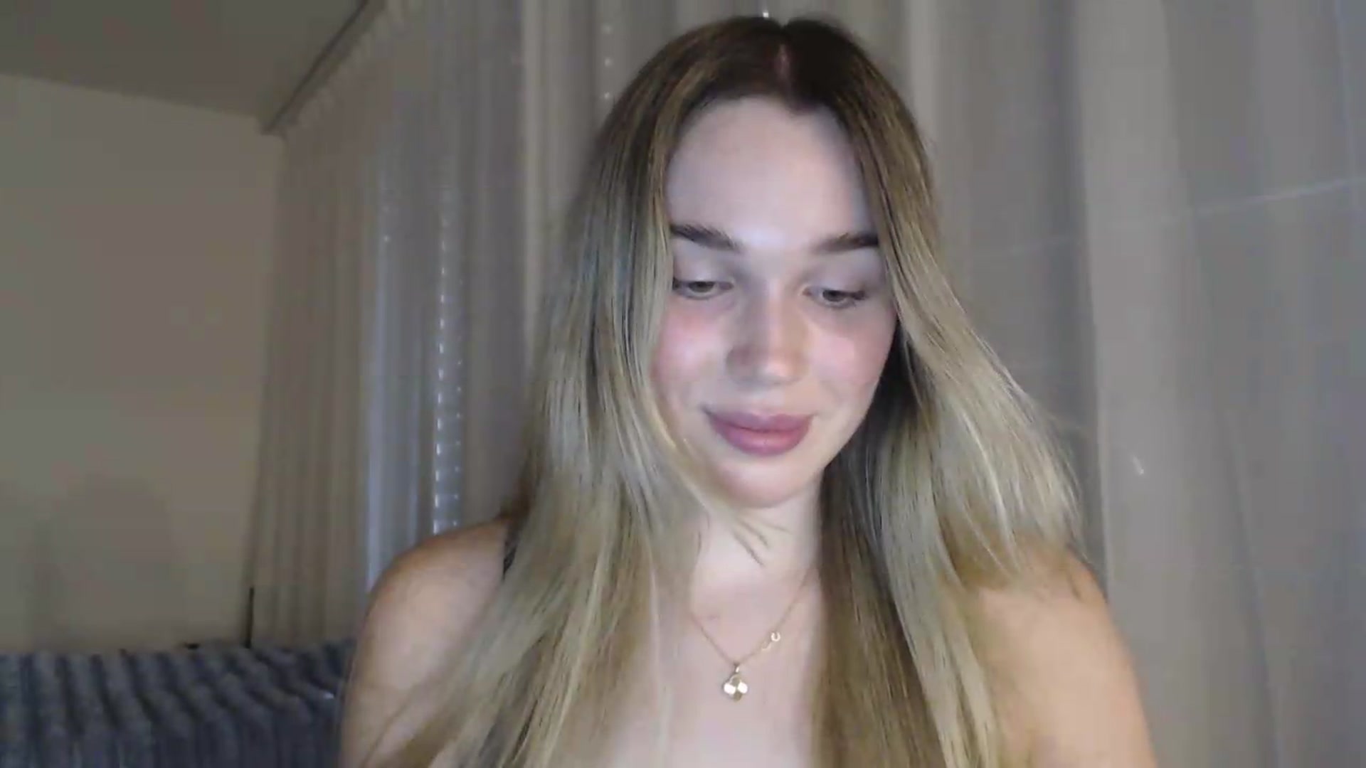 Gallery image thumbnail from Ooh_Cassie's myfreecams stream on, 06/25/2026, 18:25 image 12 of 20