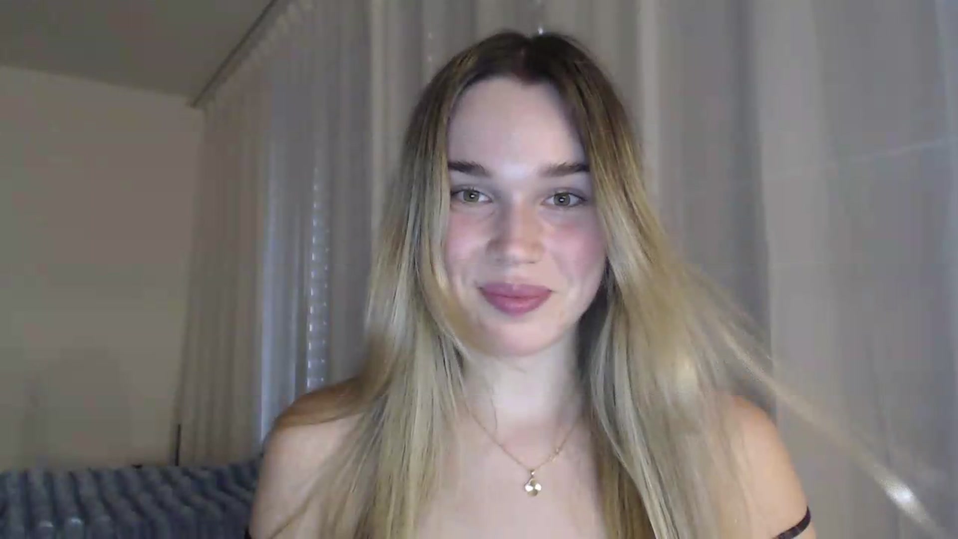 Gallery image thumbnail from Ooh_Cassie's myfreecams stream on, 06/25/2026, 18:25 image 3 of 20