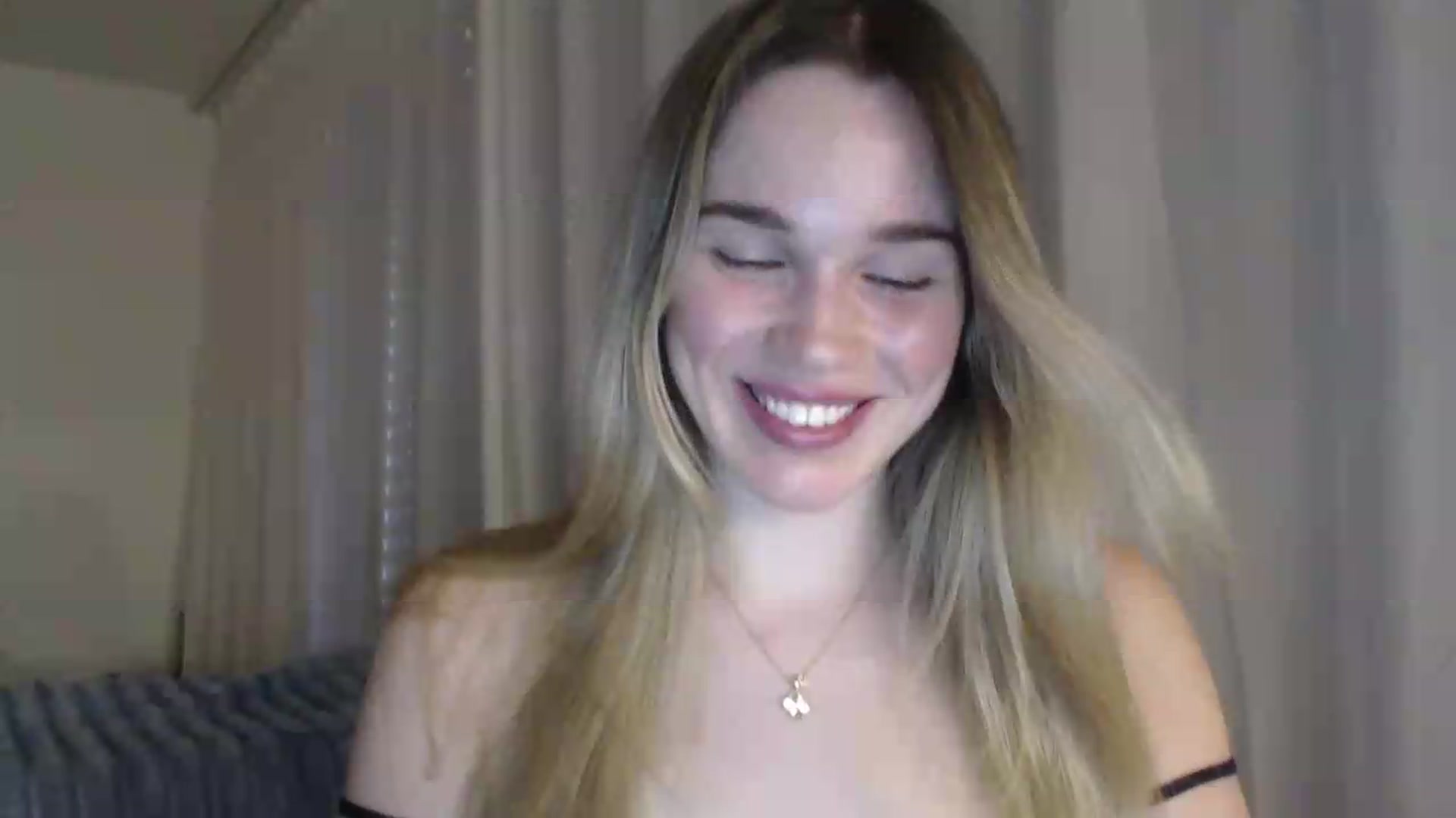 Gallery image thumbnail from Ooh_Cassie's myfreecams stream on, 06/25/2026, 18:58 image 6 of 20