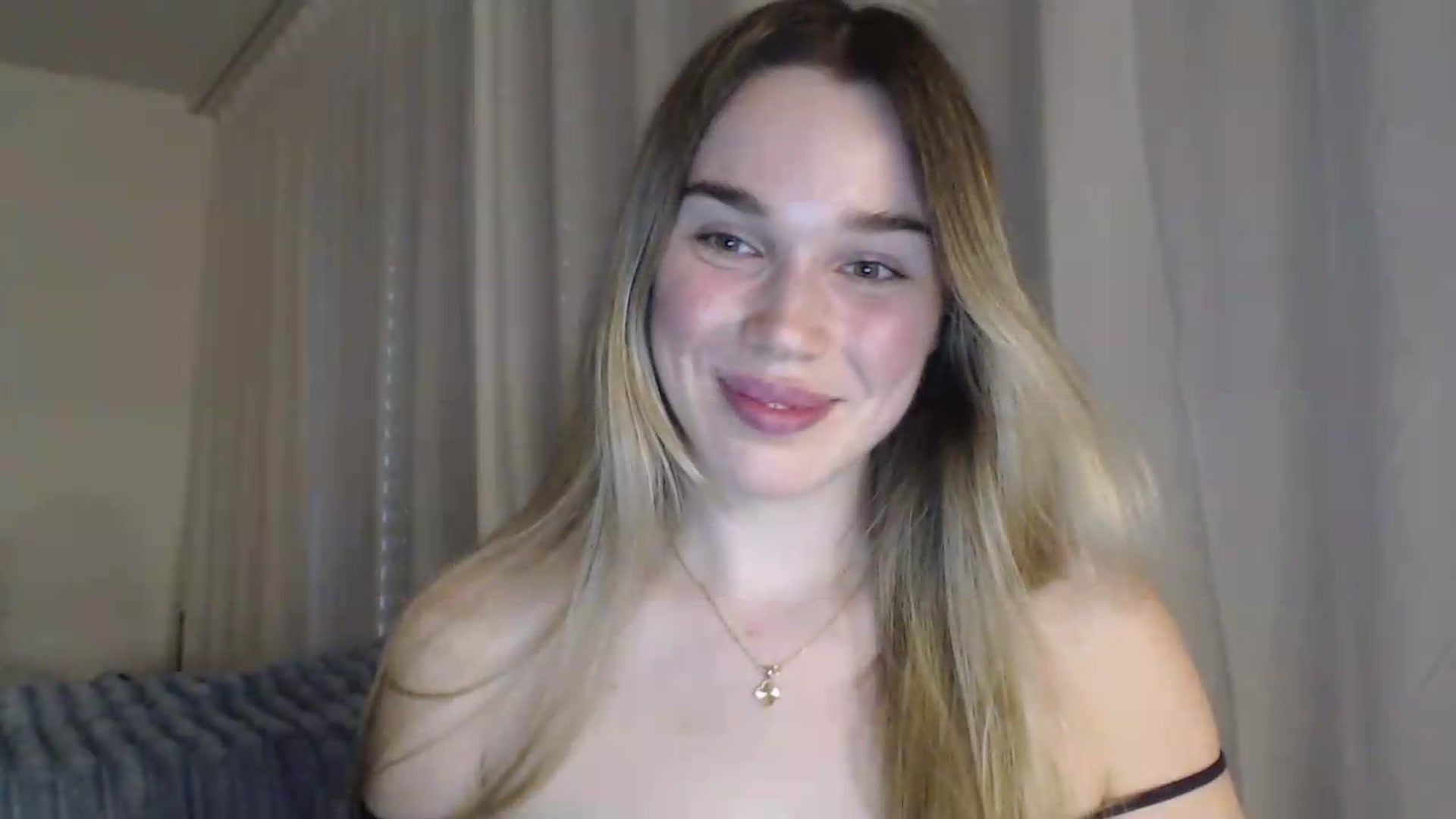 Gallery image thumbnail from Ooh_Cassie's myfreecams stream on, 06/25/2026, 18:58 image 19 of 20