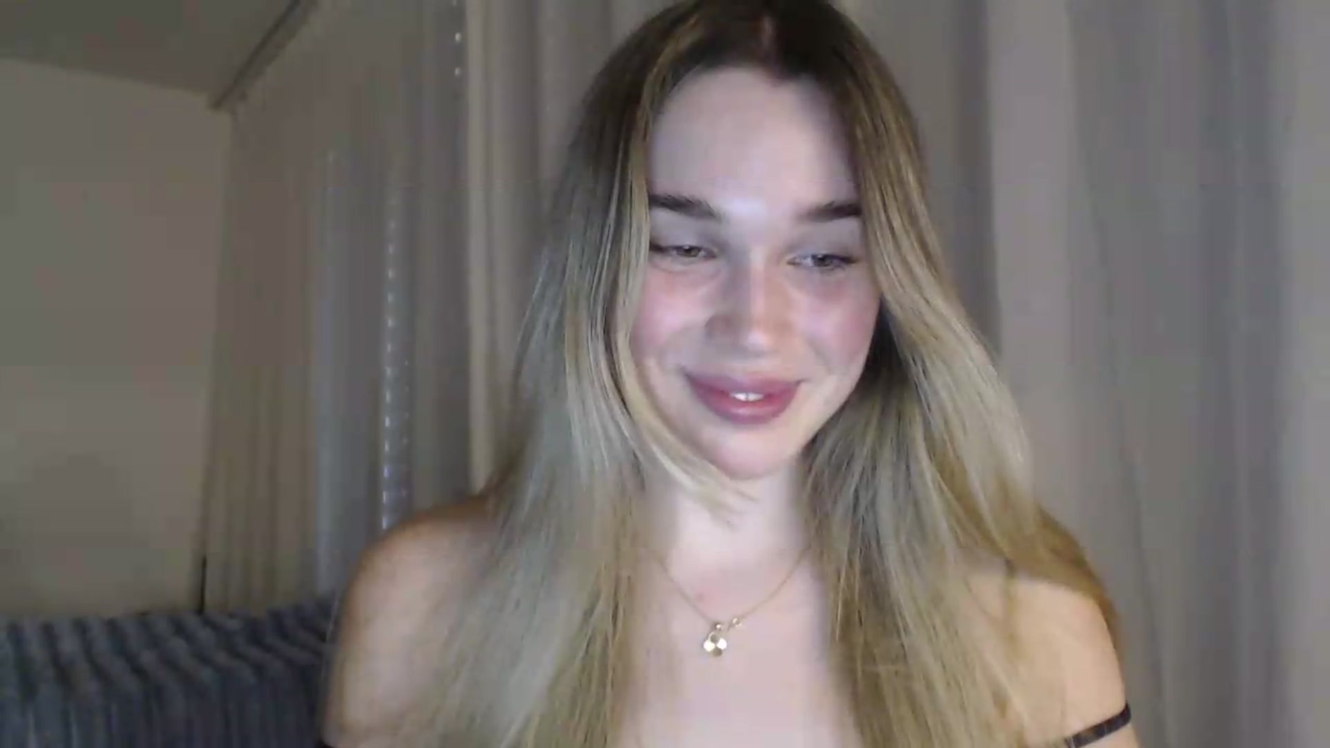 Gallery image thumbnail from Ooh_Cassie's myfreecams stream on, 06/25/2026, 18:58 image 2 of 20