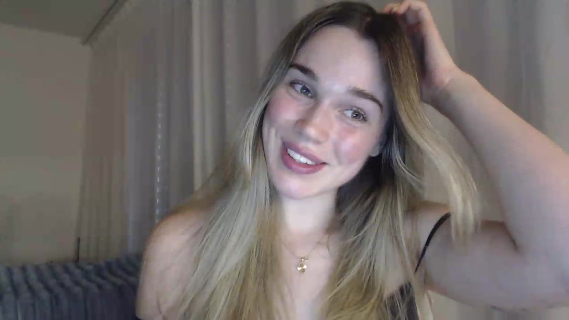 Gallery image thumbnail from Ooh_Cassie's myfreecams stream on, 06/25/2026, 18:58 image 13 of 20