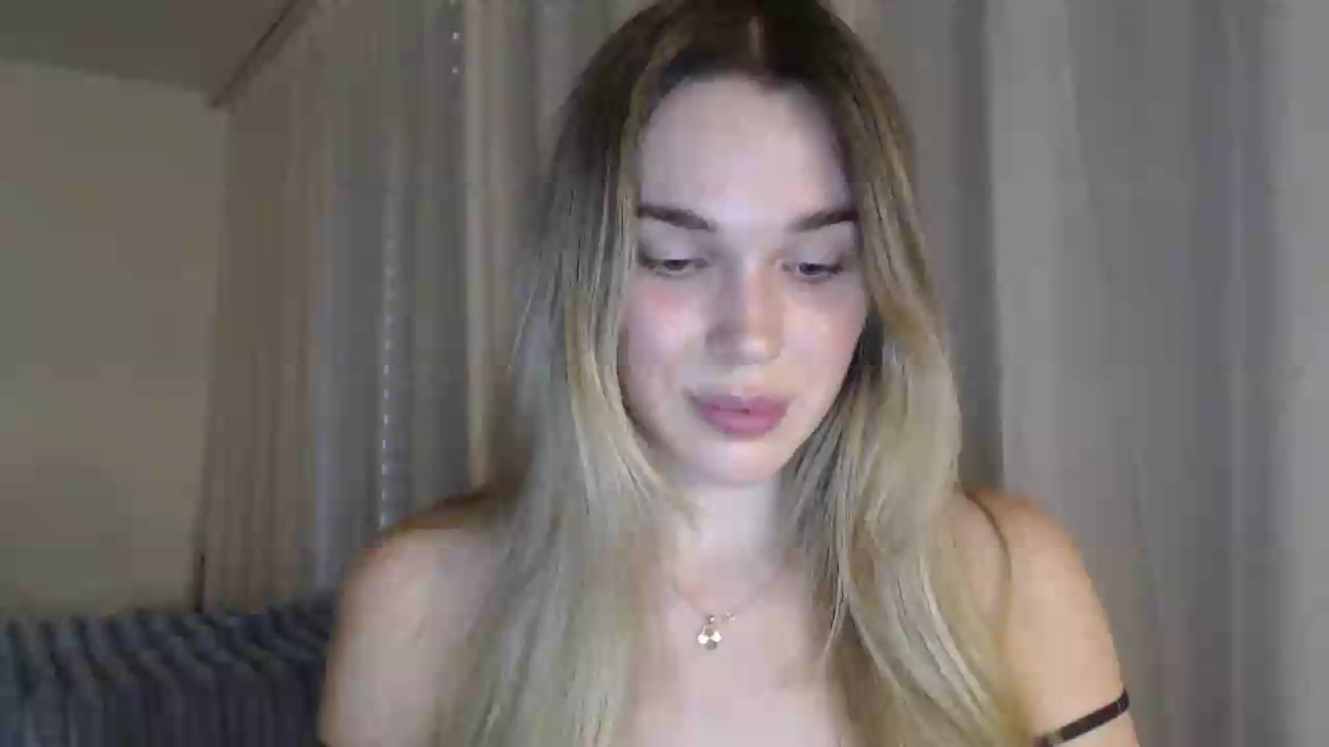 Gallery image thumbnail from Ooh_Cassie's myfreecams stream on, 06/25/2026, 18:58 image 1 of 20