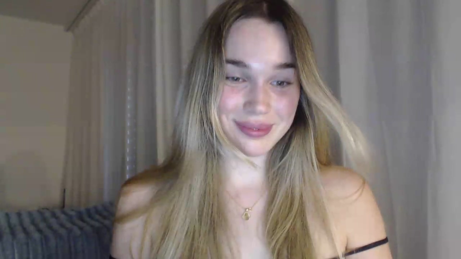 Gallery image thumbnail from Ooh_Cassie's myfreecams stream on, 06/25/2026, 18:58 image 12 of 20