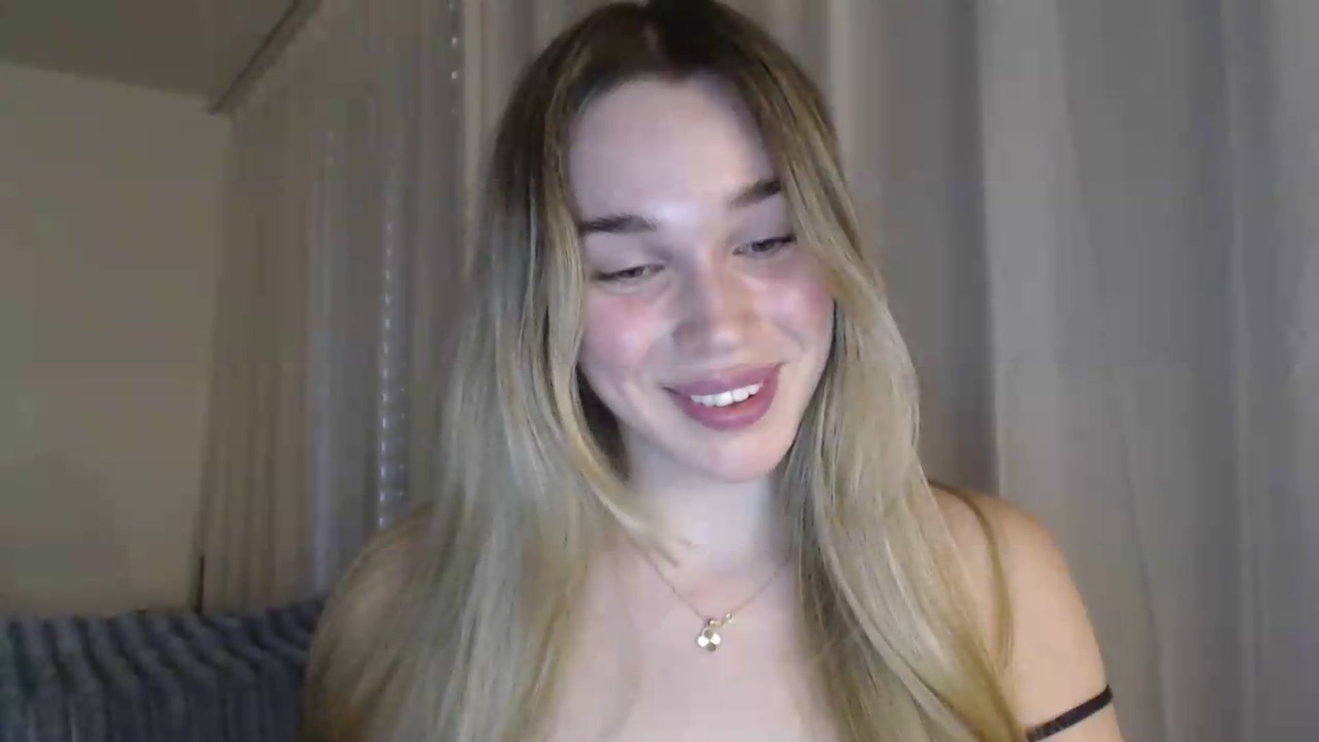 Gallery image thumbnail from Ooh_Cassie's myfreecams stream on, 06/25/2026, 18:58 image 3 of 20
