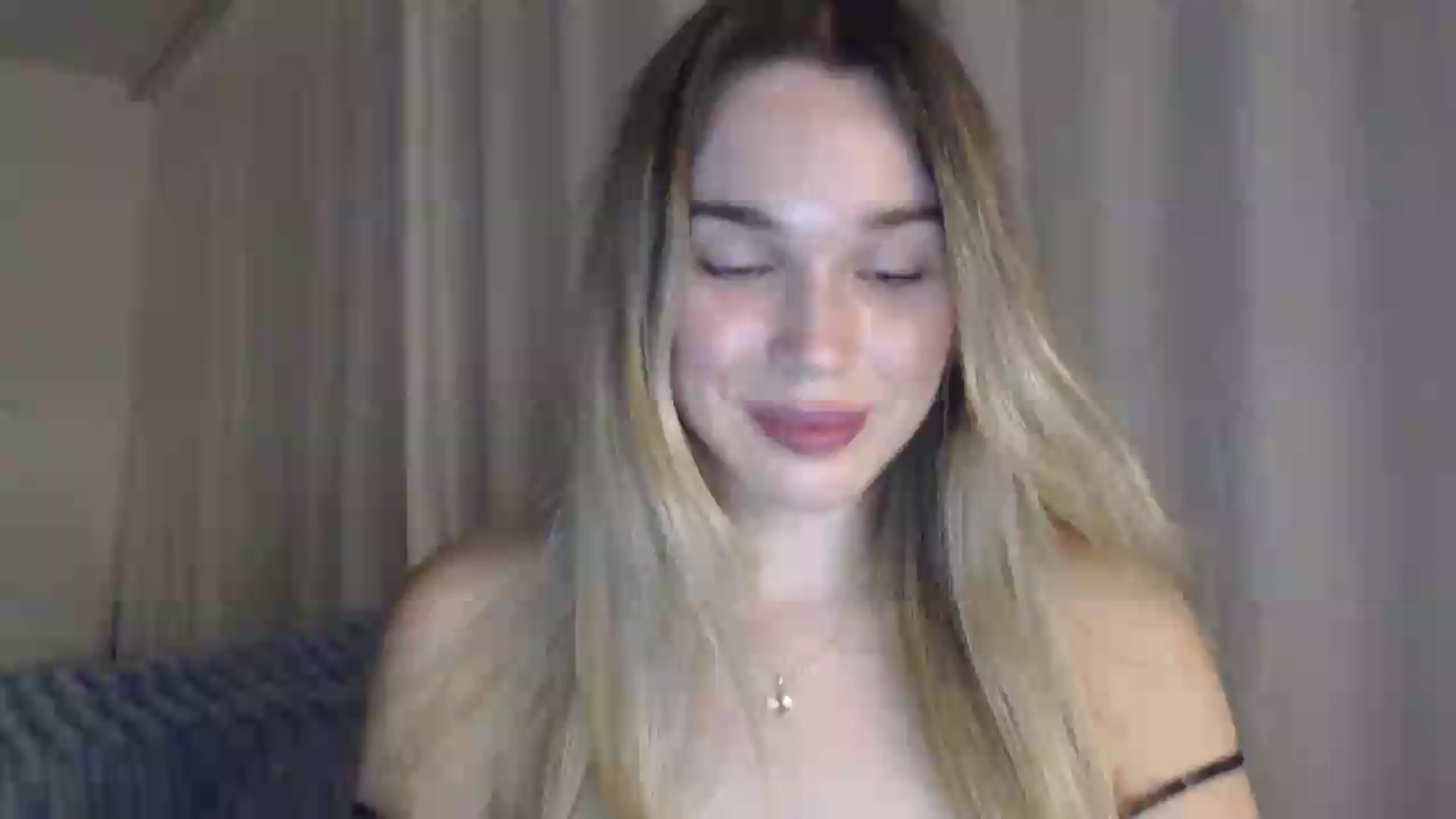 Gallery image thumbnail from Ooh_Cassie's myfreecams stream on, 06/25/2026, 20:41 image 14 of 20