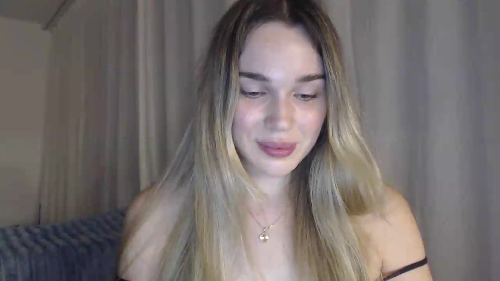 Gallery image thumbnail from Ooh_Cassie's myfreecams stream on, 06/25/2026, 20:41 image 16 of 20