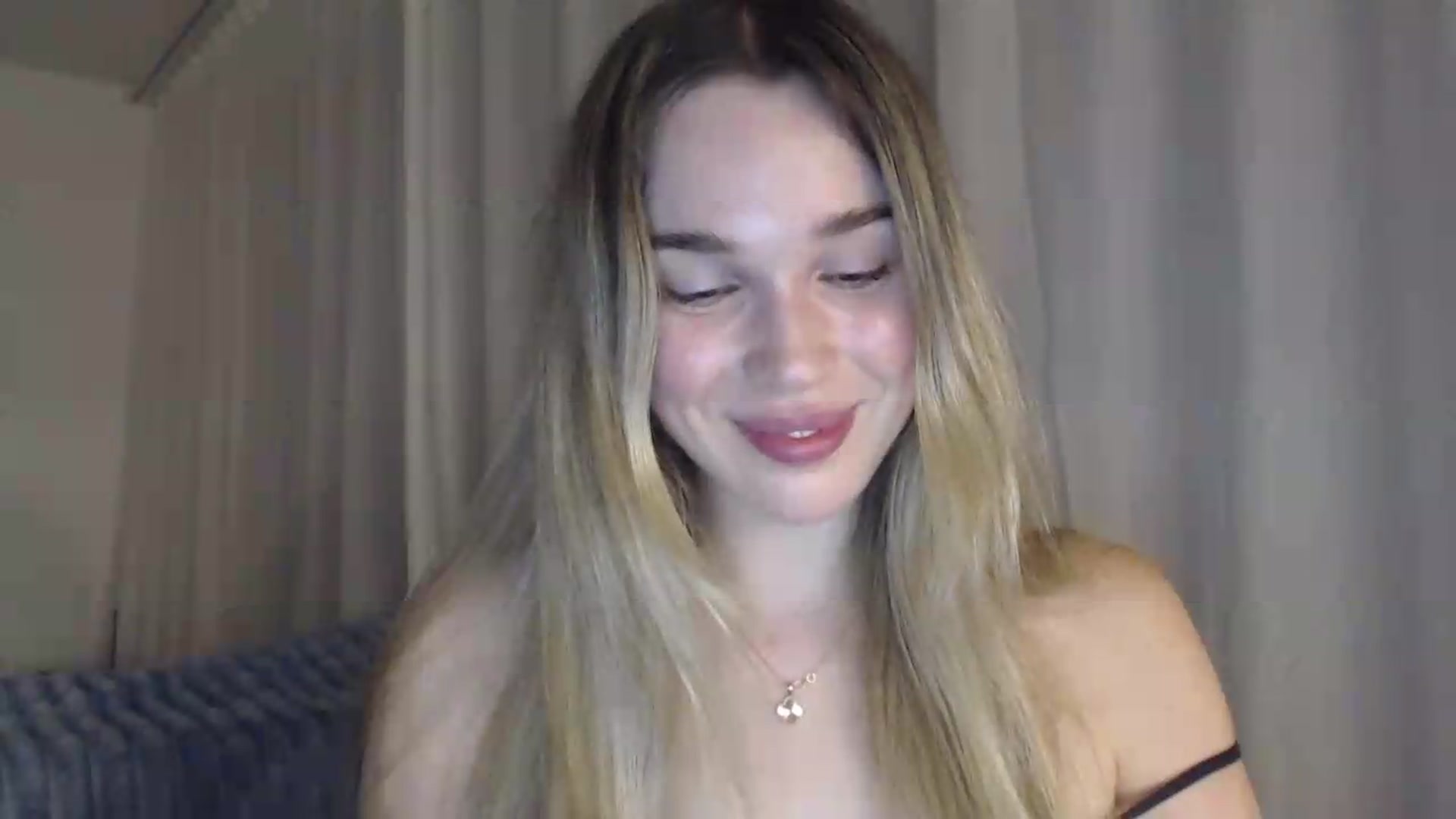 Gallery image thumbnail from Ooh_Cassie's myfreecams stream on, 06/25/2026, 20:41 image 15 of 20