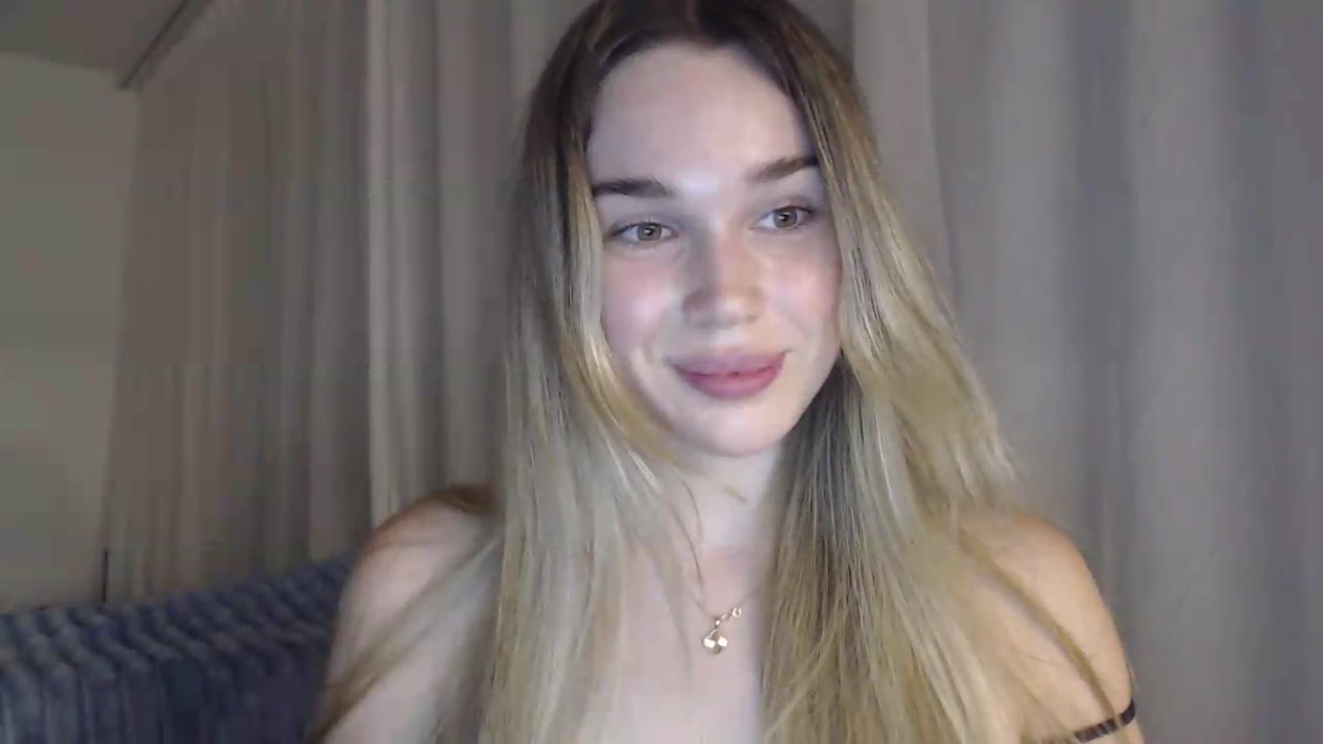 Gallery image thumbnail from Ooh_Cassie's myfreecams stream on, 06/25/2026, 20:41 image 8 of 20