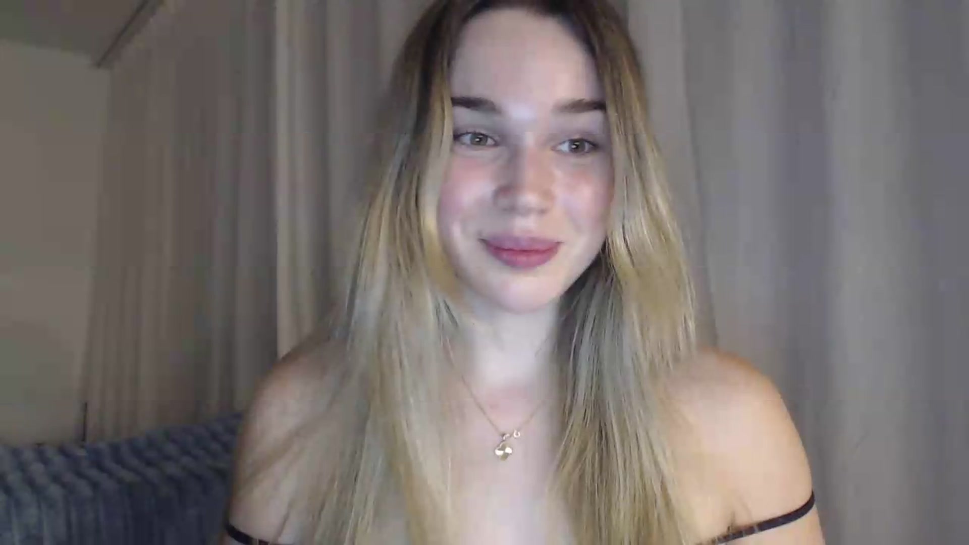 Gallery image thumbnail from Ooh_Cassie's myfreecams stream on, 06/25/2026, 20:41 image 3 of 20