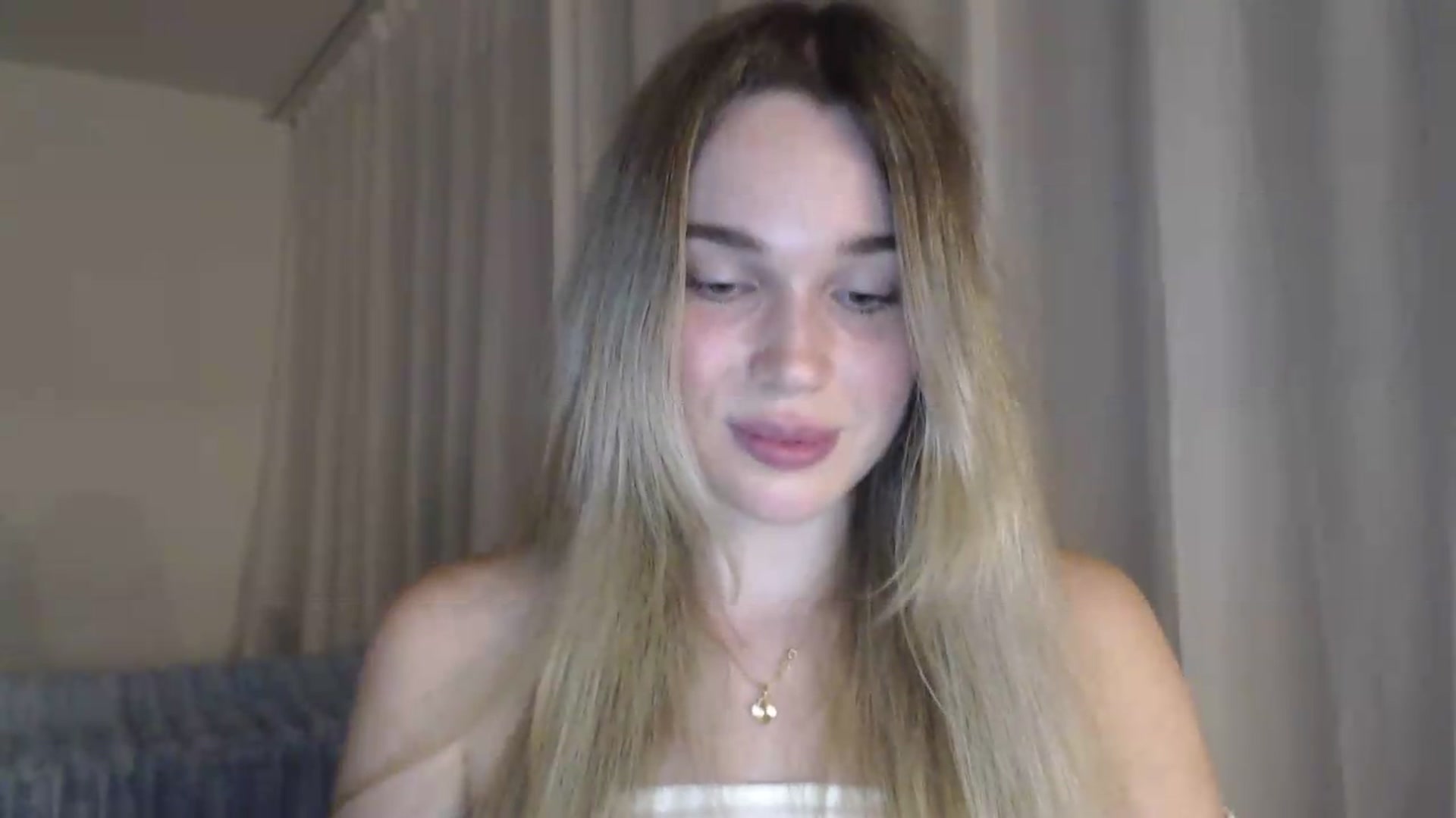 Gallery image thumbnail from Ooh_Cassie's myfreecams stream on, 06/26/2026, 19:59 image 12 of 20