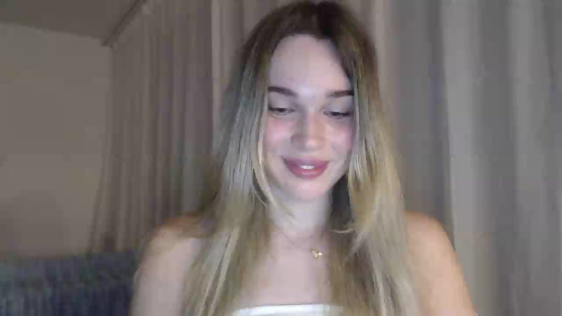 Gallery image thumbnail from Ooh_Cassie's myfreecams stream on, 06/26/2026, 19:59 image 9 of 20