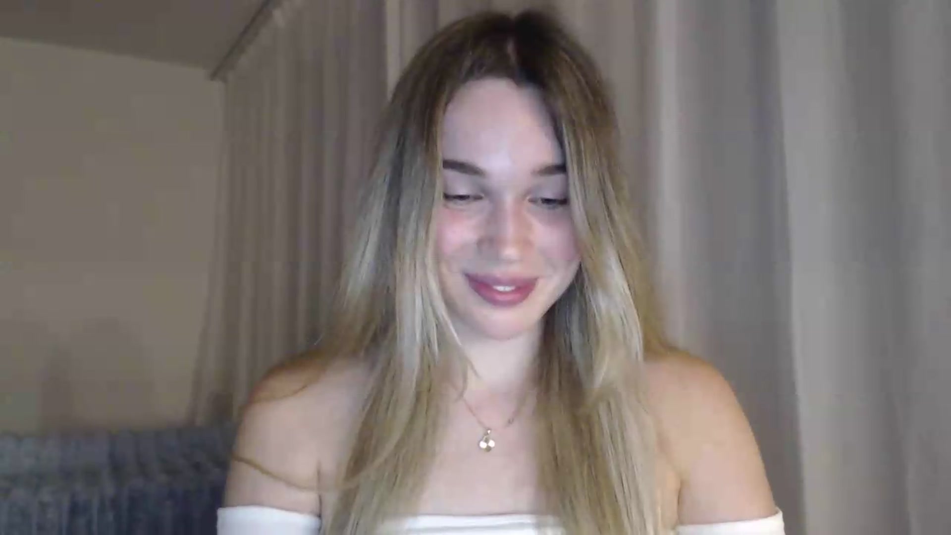 Gallery image thumbnail from Ooh_Cassie's myfreecams stream on, 06/26/2026, 20:14 image 2 of 20