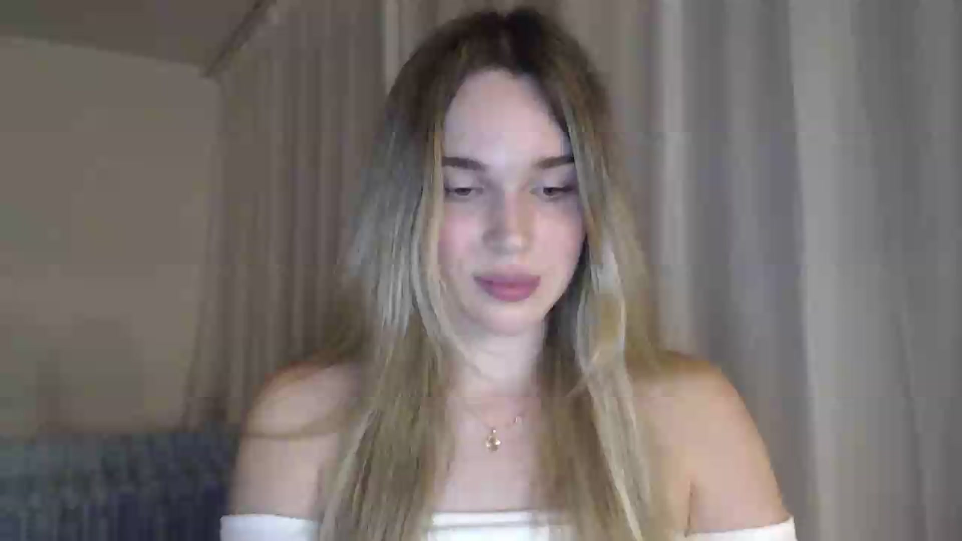Gallery image thumbnail from Ooh_Cassie's myfreecams stream on, 06/26/2026, 20:14 image 14 of 20