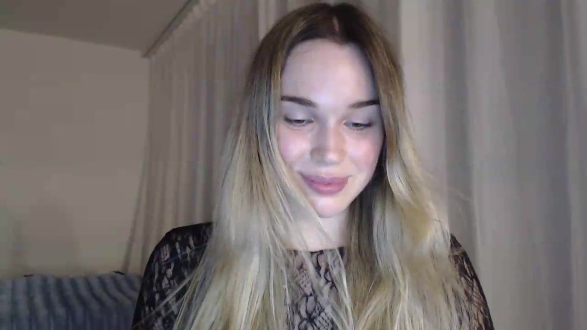 Gallery image thumbnail from Ooh_Cassie's myfreecams stream on, 06/28/2026, 19:12 image 17 of 20