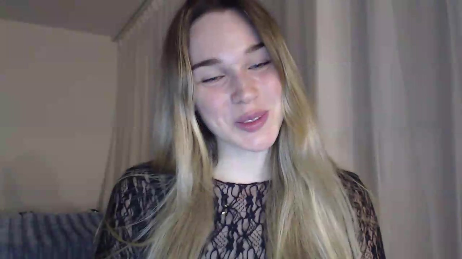 Gallery image thumbnail from Ooh_Cassie's myfreecams stream on, 06/28/2026, 19:12 image 4 of 20