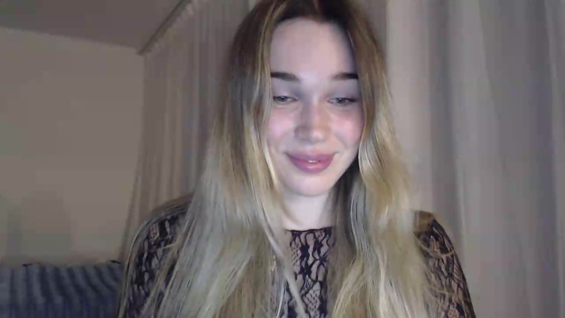 Gallery image thumbnail from Ooh_Cassie's myfreecams stream on, 06/28/2026, 19:12 image 3 of 20