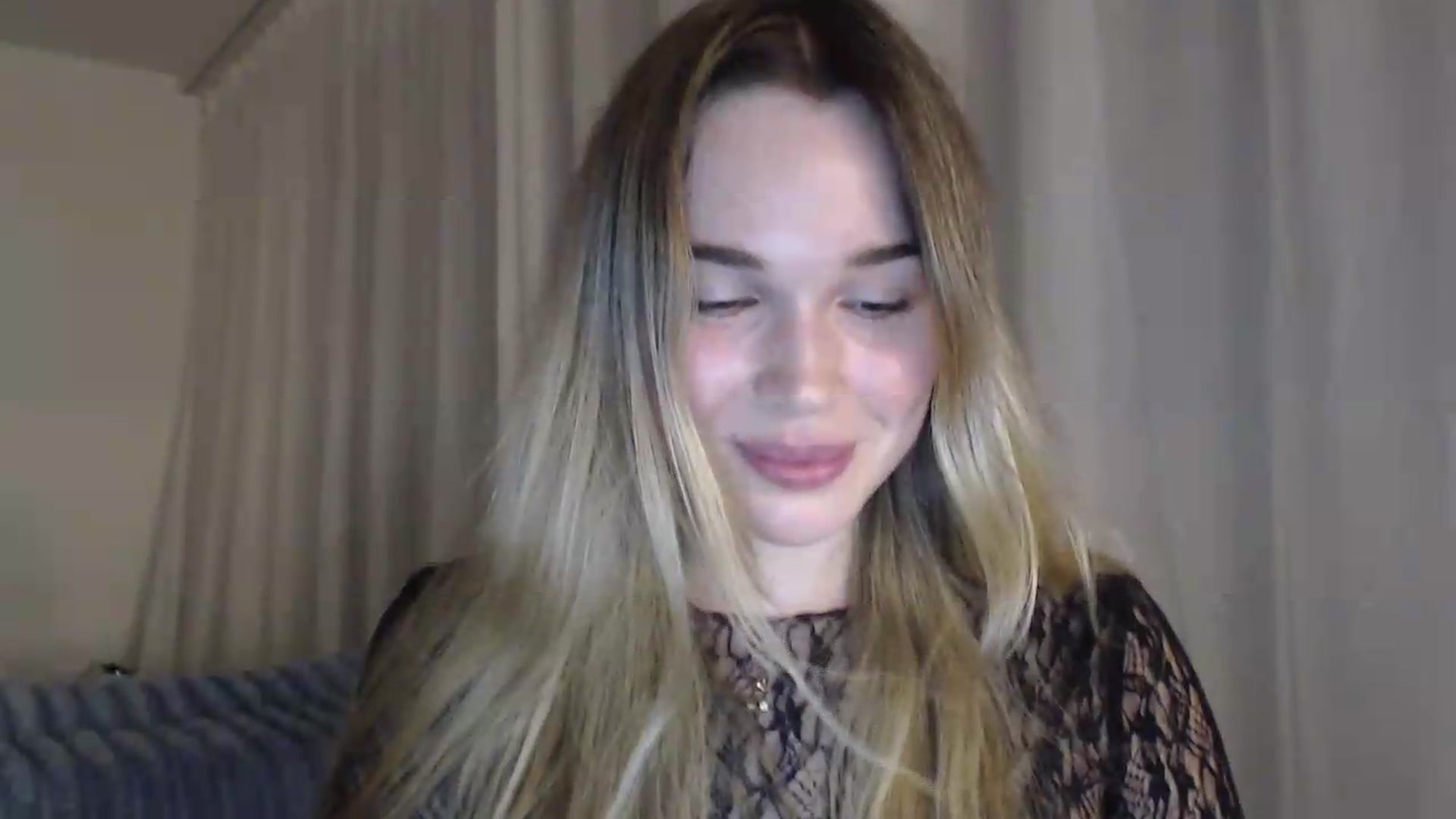 Gallery image thumbnail from Ooh_Cassie's myfreecams stream on, 06/28/2026, 21:04 image 4 of 20