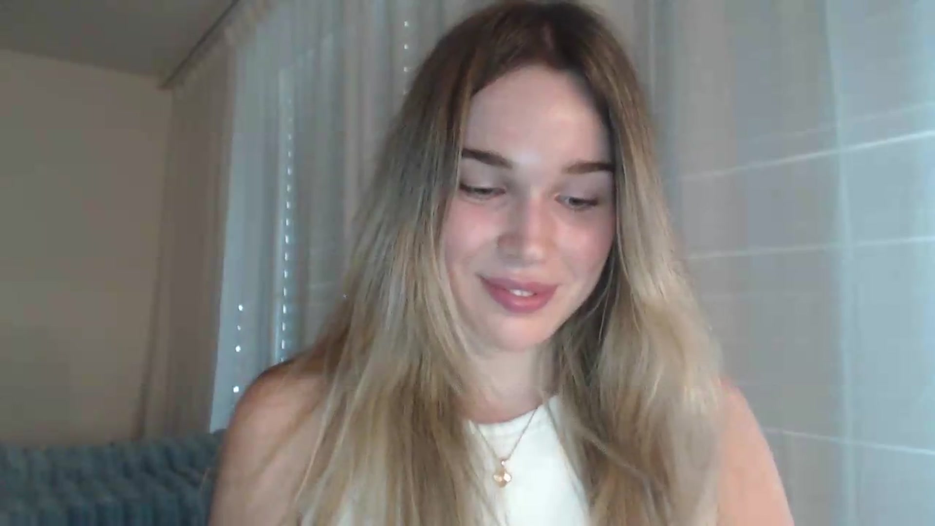 Gallery image thumbnail from Ooh_Cassie's myfreecams stream on, 06/29/2026, 16:22 image 9 of 20