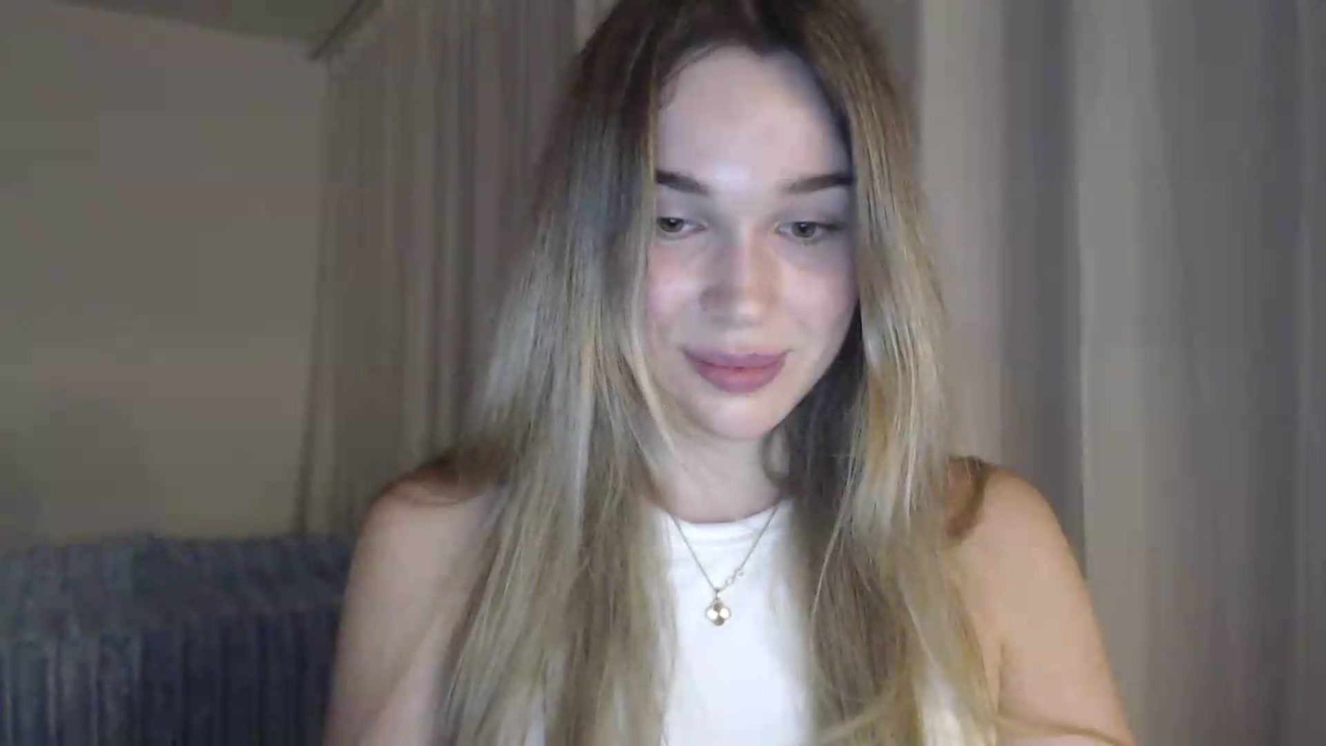 Gallery image thumbnail from Ooh_Cassie's myfreecams stream on, 06/29/2026, 20:19 image 7 of 20