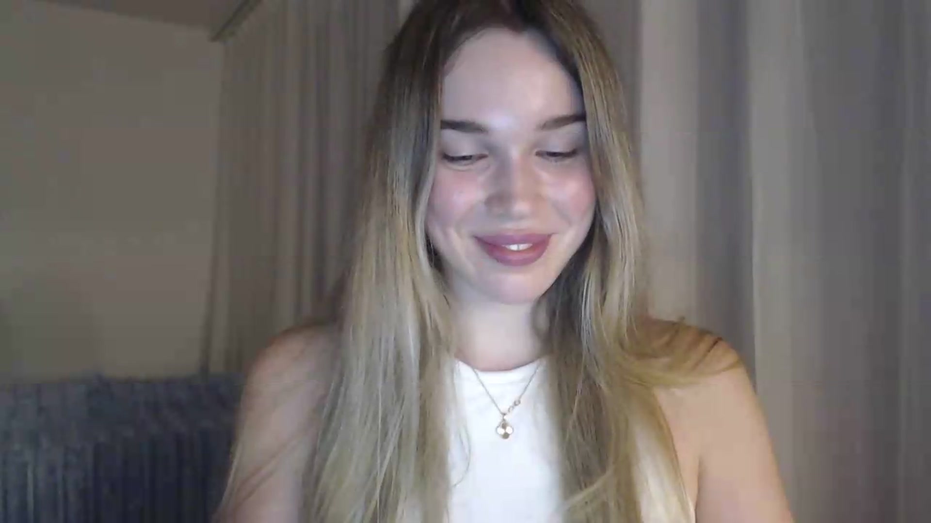 Gallery image thumbnail from Ooh_Cassie's myfreecams stream on, 06/29/2026, 20:19 image 10 of 20