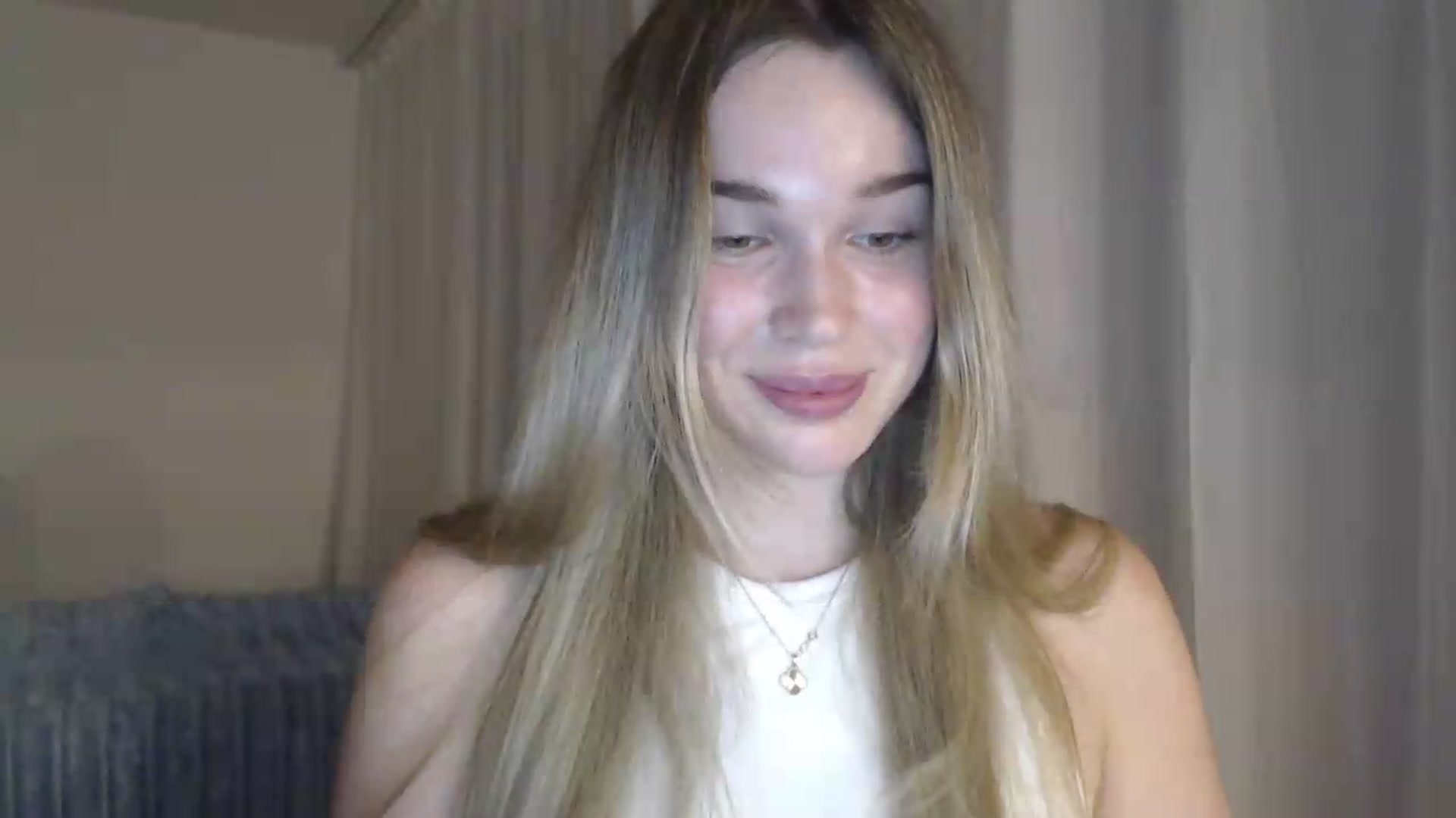 Gallery image thumbnail from Ooh_Cassie's myfreecams stream on, 06/29/2026, 20:19 image 3 of 20