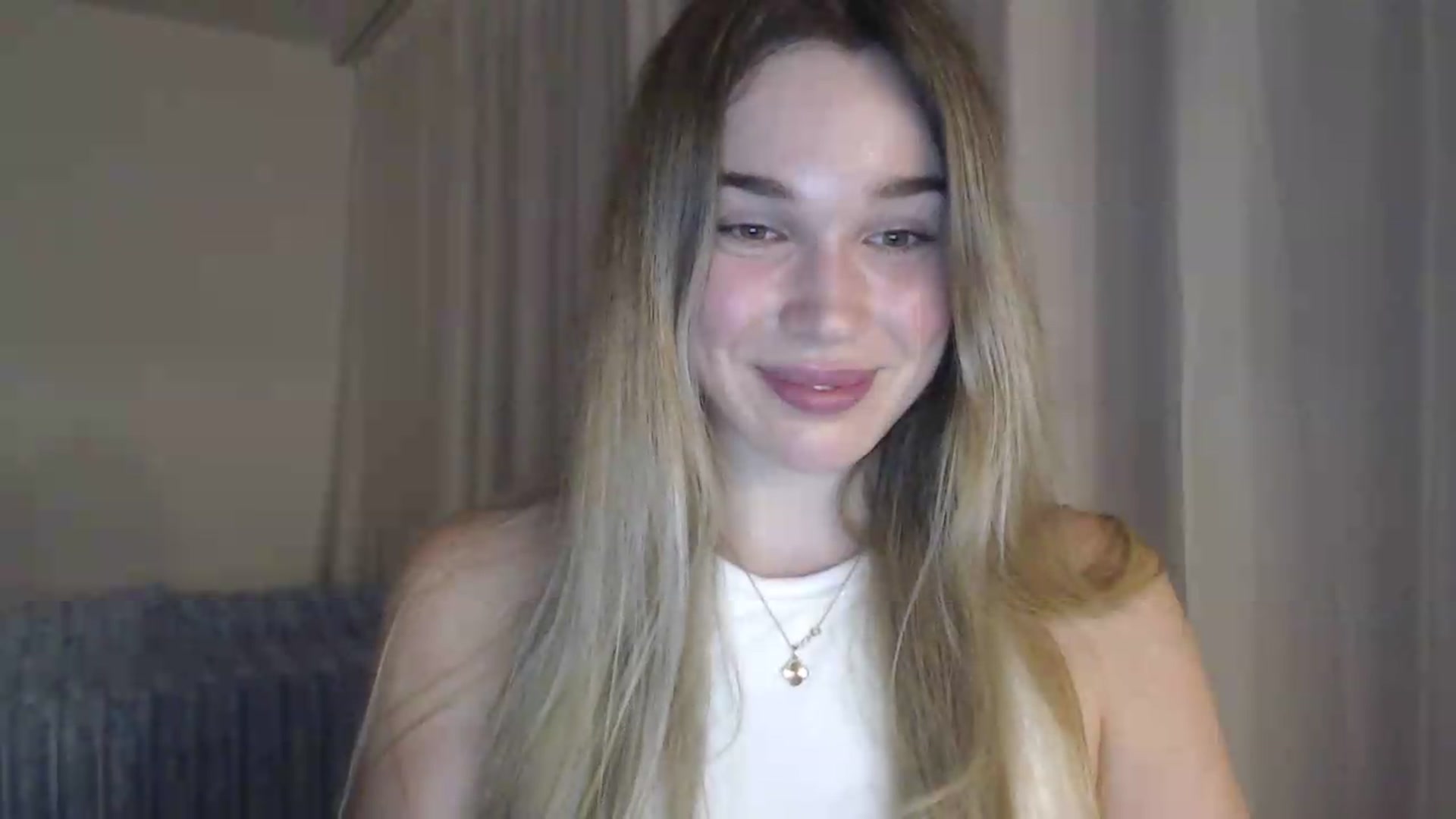 Gallery image thumbnail from Ooh_Cassie's myfreecams stream on, 06/29/2026, 20:19 image 9 of 20