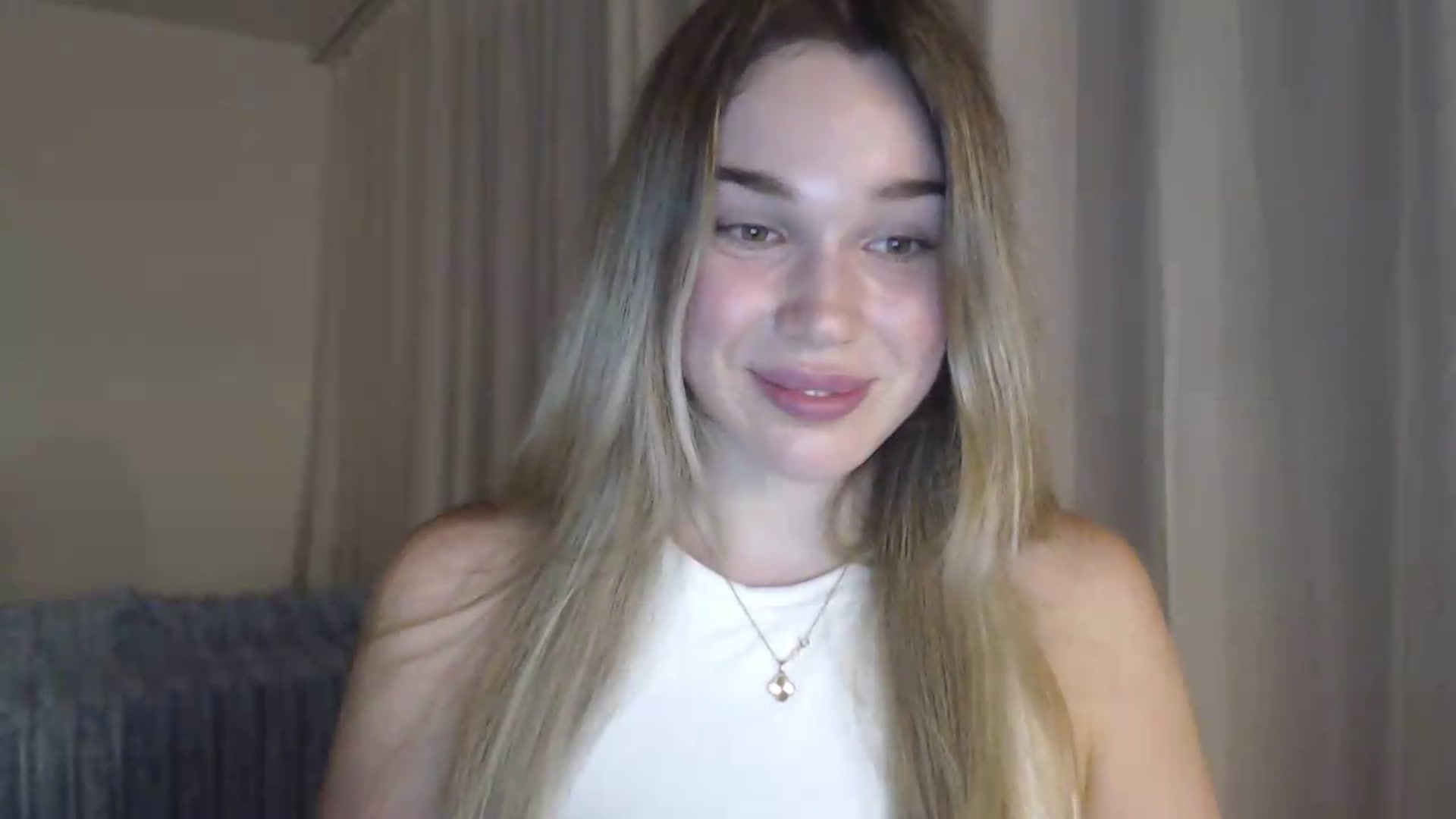 Gallery image thumbnail from Ooh_Cassie's myfreecams stream on, 06/29/2026, 20:19 image 18 of 20