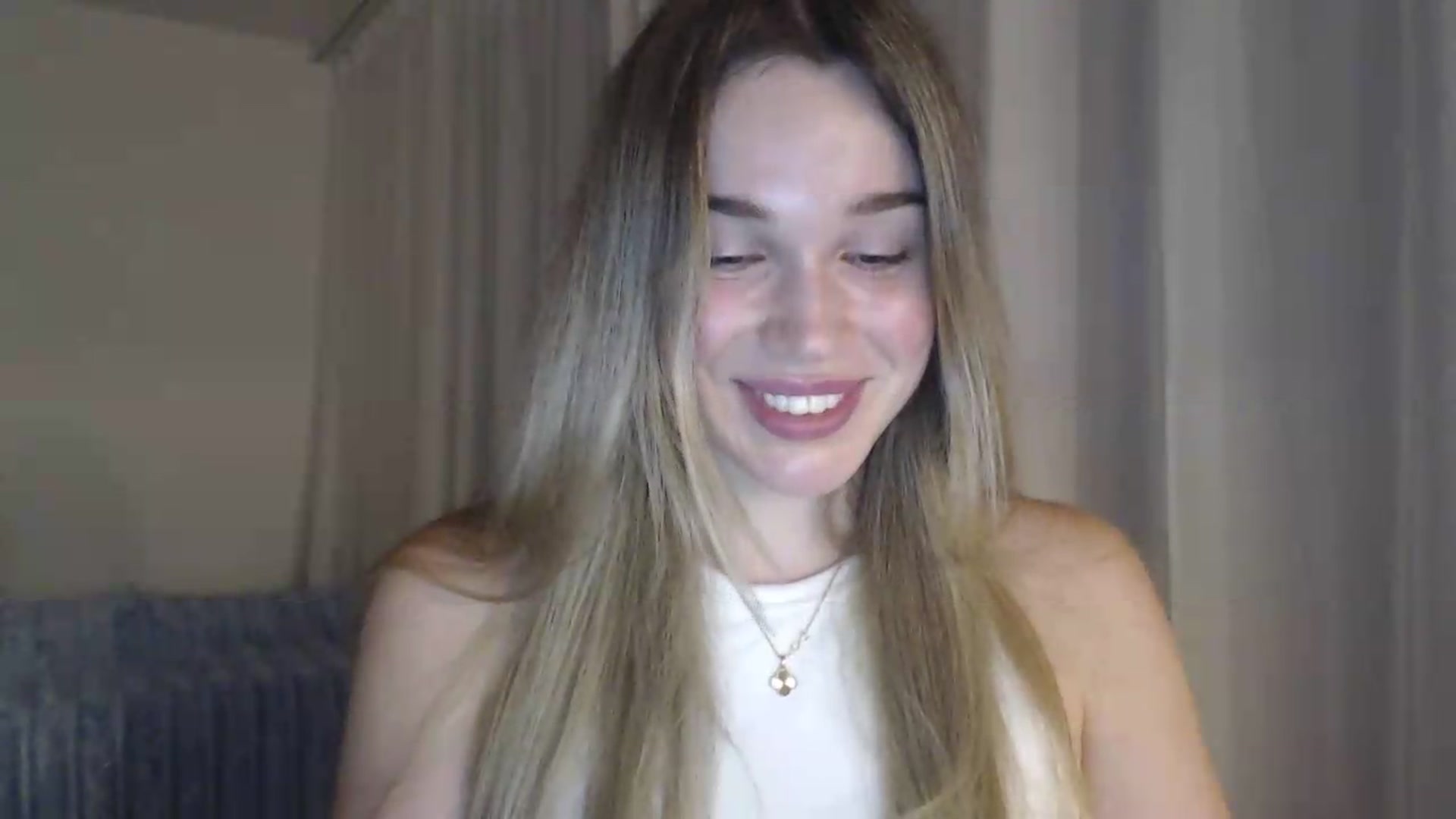 Gallery image thumbnail from Ooh_Cassie's myfreecams stream on, 06/29/2026, 20:19 image 16 of 20