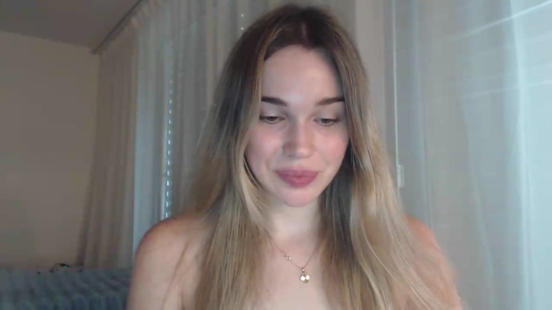 Gallery image thumbnail from Ooh_Cassie's myfreecams stream on, 06/30/2026, 17:10 image 5 of 20