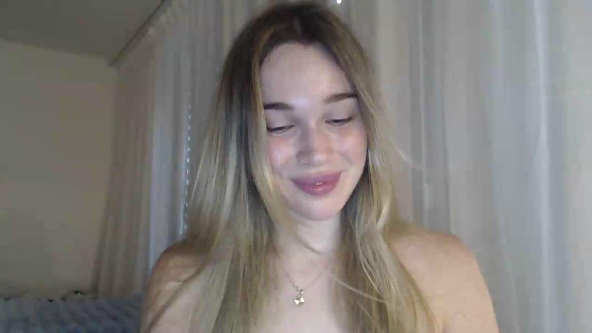 Gallery image thumbnail from Ooh_Cassie's myfreecams stream on, 06/30/2026, 17:45 image 8 of 20