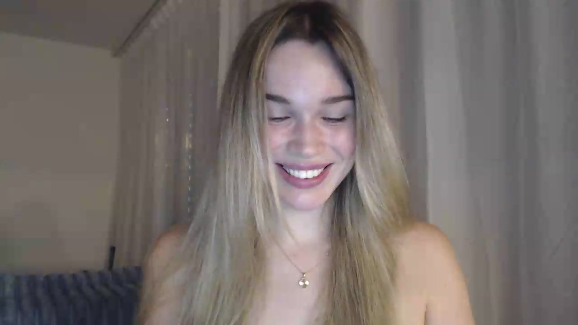 Gallery image thumbnail from Ooh_Cassie's myfreecams stream on, 07/01/2026, 19:23 image 7 of 20