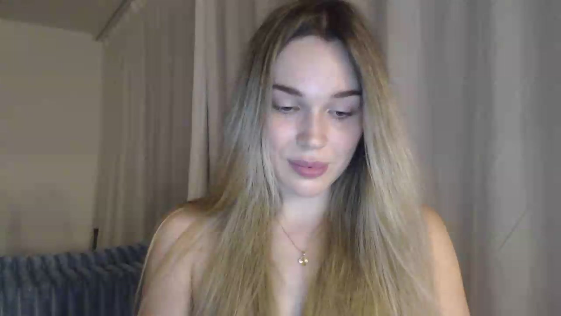 Gallery image thumbnail from Ooh_Cassie's myfreecams stream on, 07/01/2026, 20:13 image 16 of 20