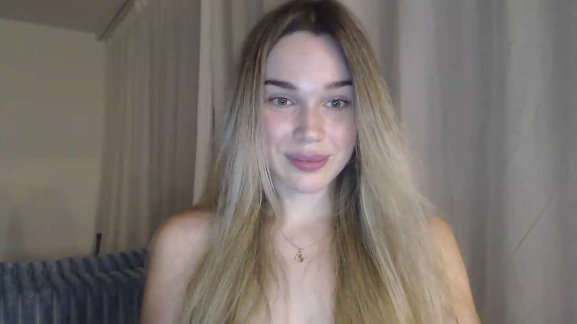Gallery image thumbnail from Ooh_Cassie's myfreecams stream on, 07/01/2026, 20:13 image 14 of 20