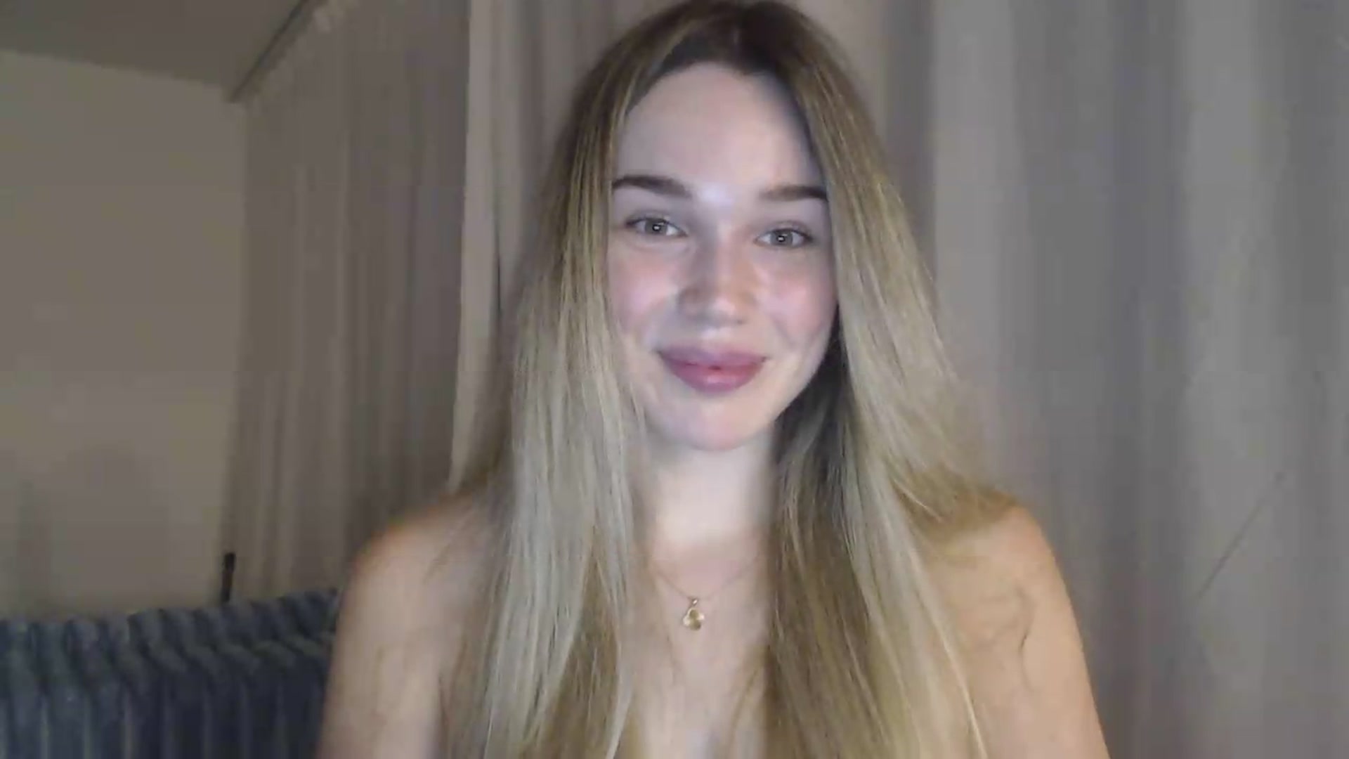 Gallery image thumbnail from Ooh_Cassie's myfreecams stream on, 07/01/2026, 20:13 image 5 of 20