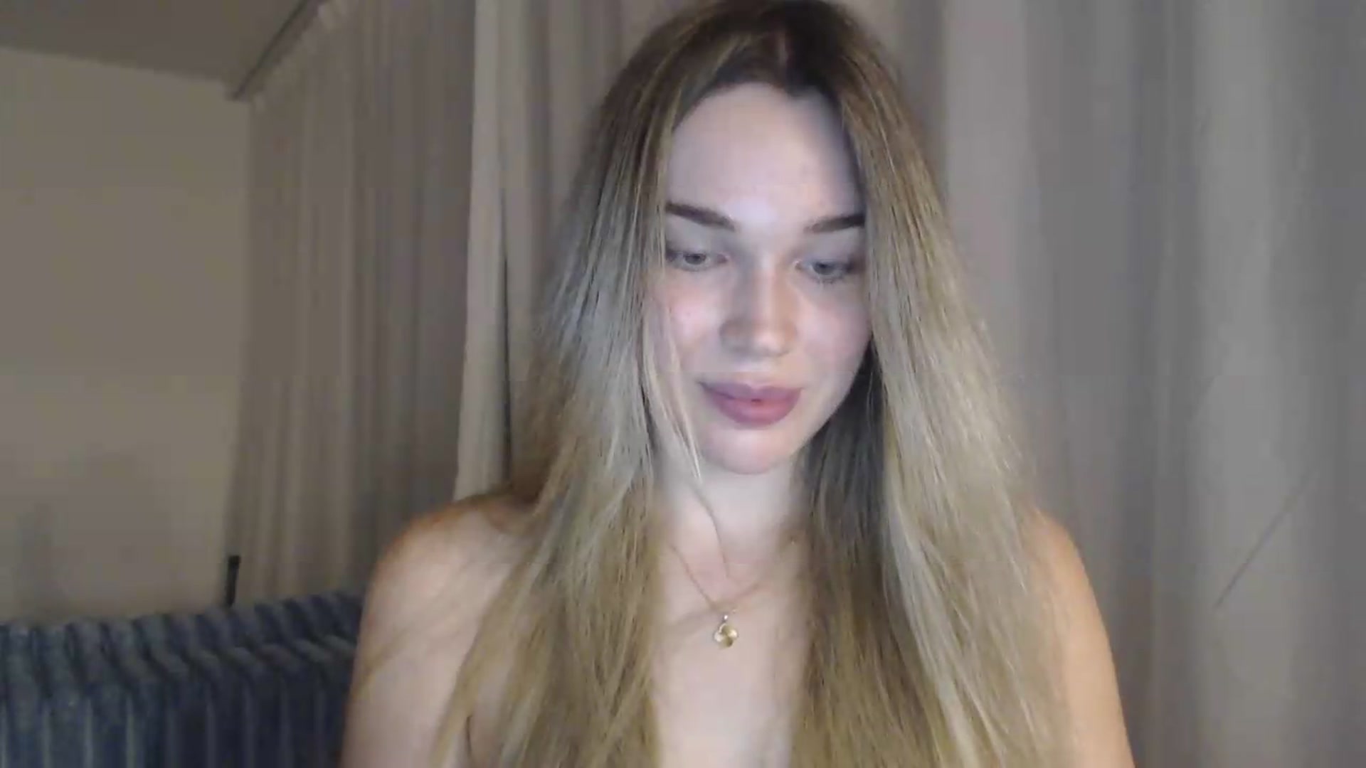 Gallery image thumbnail from Ooh_Cassie's myfreecams stream on, 07/01/2026, 20:13 image 19 of 20