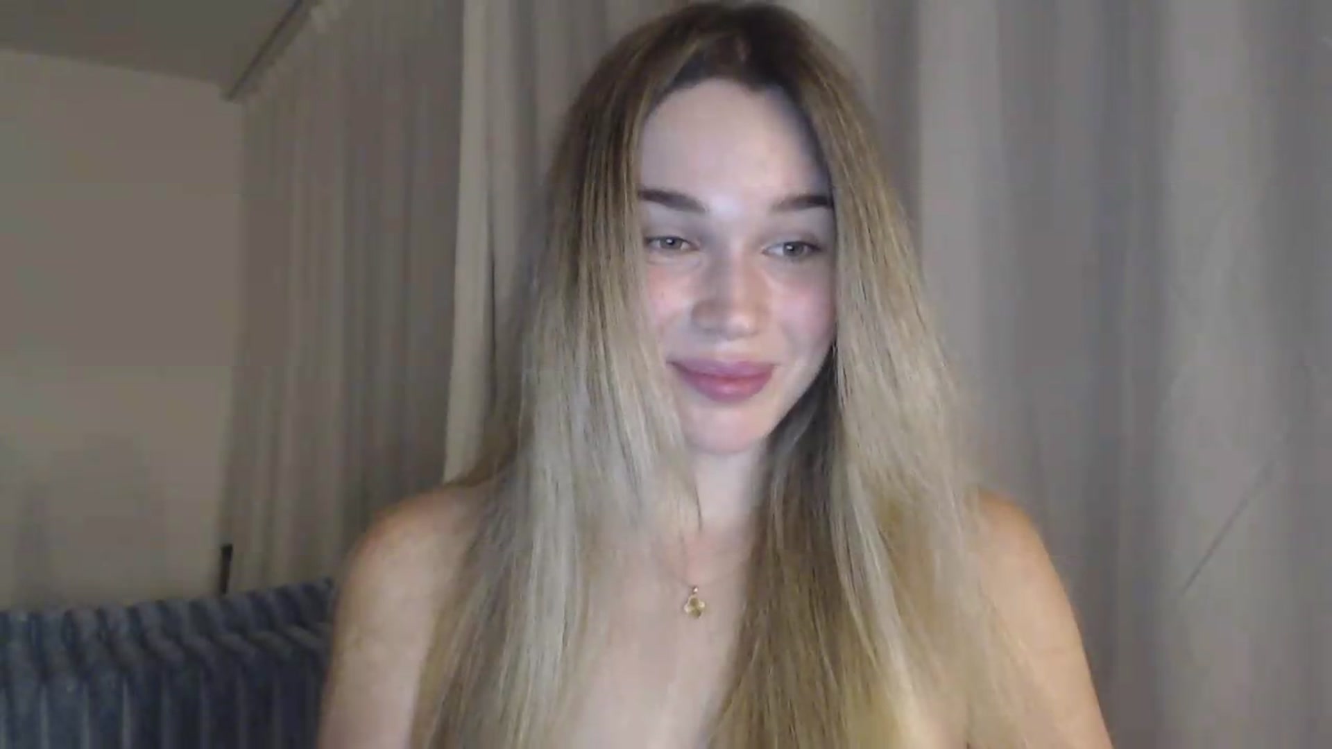 Gallery image thumbnail from Ooh_Cassie's myfreecams stream on, 07/01/2026, 20:13 image 6 of 20