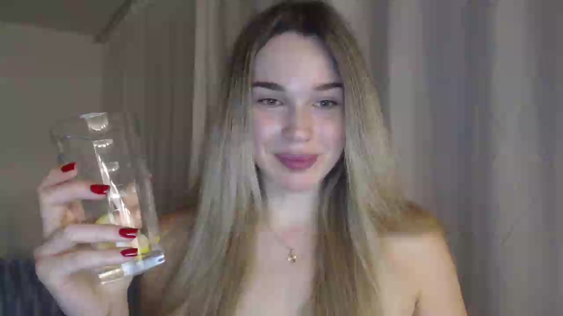 Gallery image thumbnail from Ooh_Cassie's myfreecams stream on, 07/01/2026, 20:13 image 7 of 20