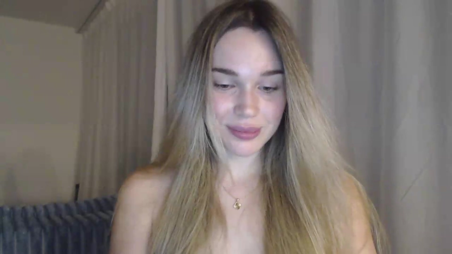 Gallery image thumbnail from Ooh_Cassie's myfreecams stream on, 07/01/2026, 20:13 image 13 of 20