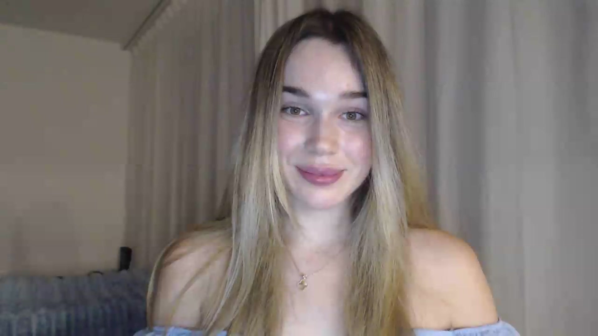 Gallery image thumbnail from Ooh_Cassie's myfreecams stream on, 07/02/2026, 21:13 image 17 of 20