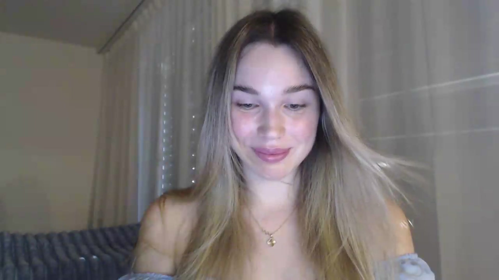 Gallery image thumbnail from Ooh_Cassie's myfreecams stream on, 07/05/2026, 18:51 image 5 of 20